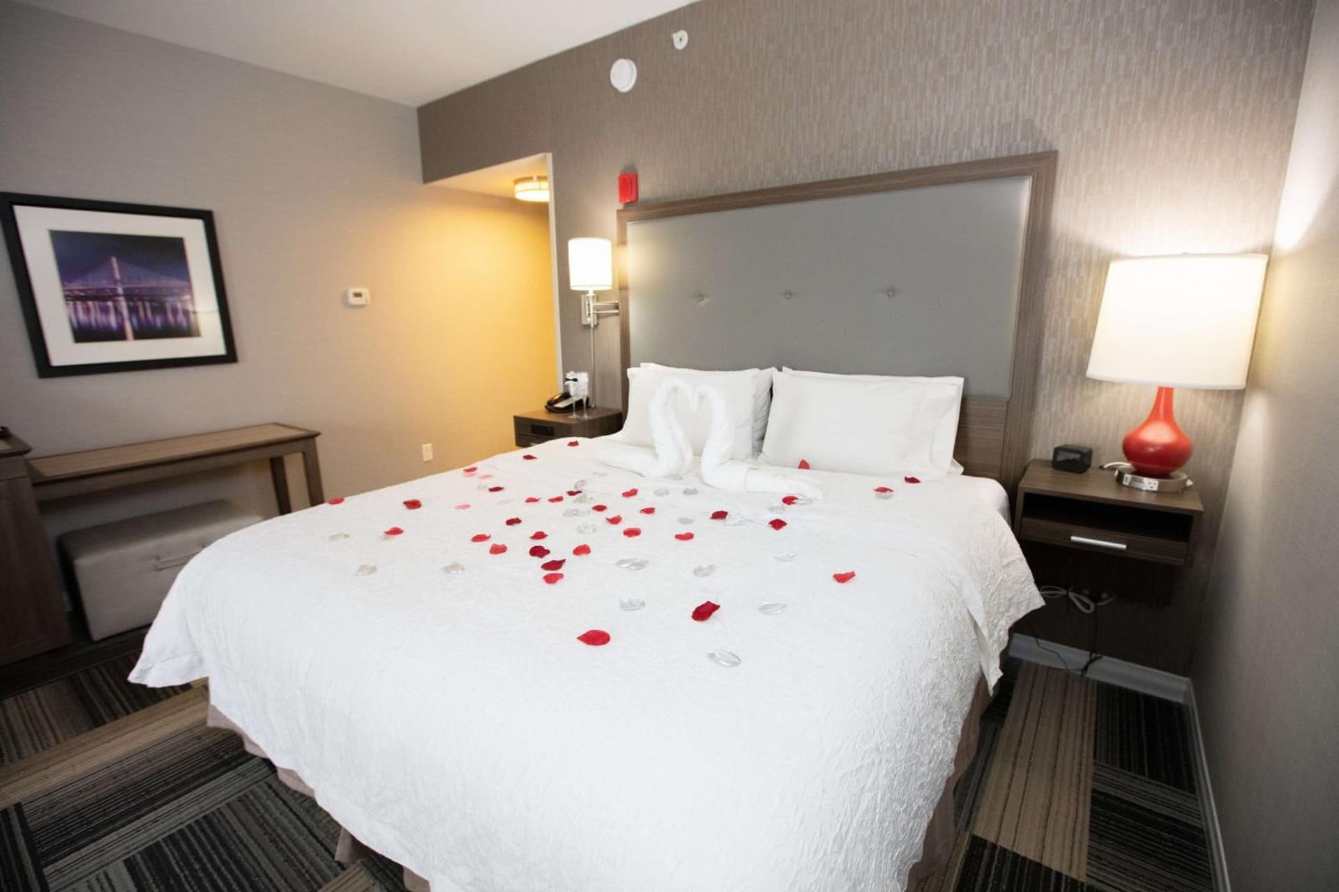 Hampton Inn Toledo Oregon interior in Oregon, OH — gallery photo 2
