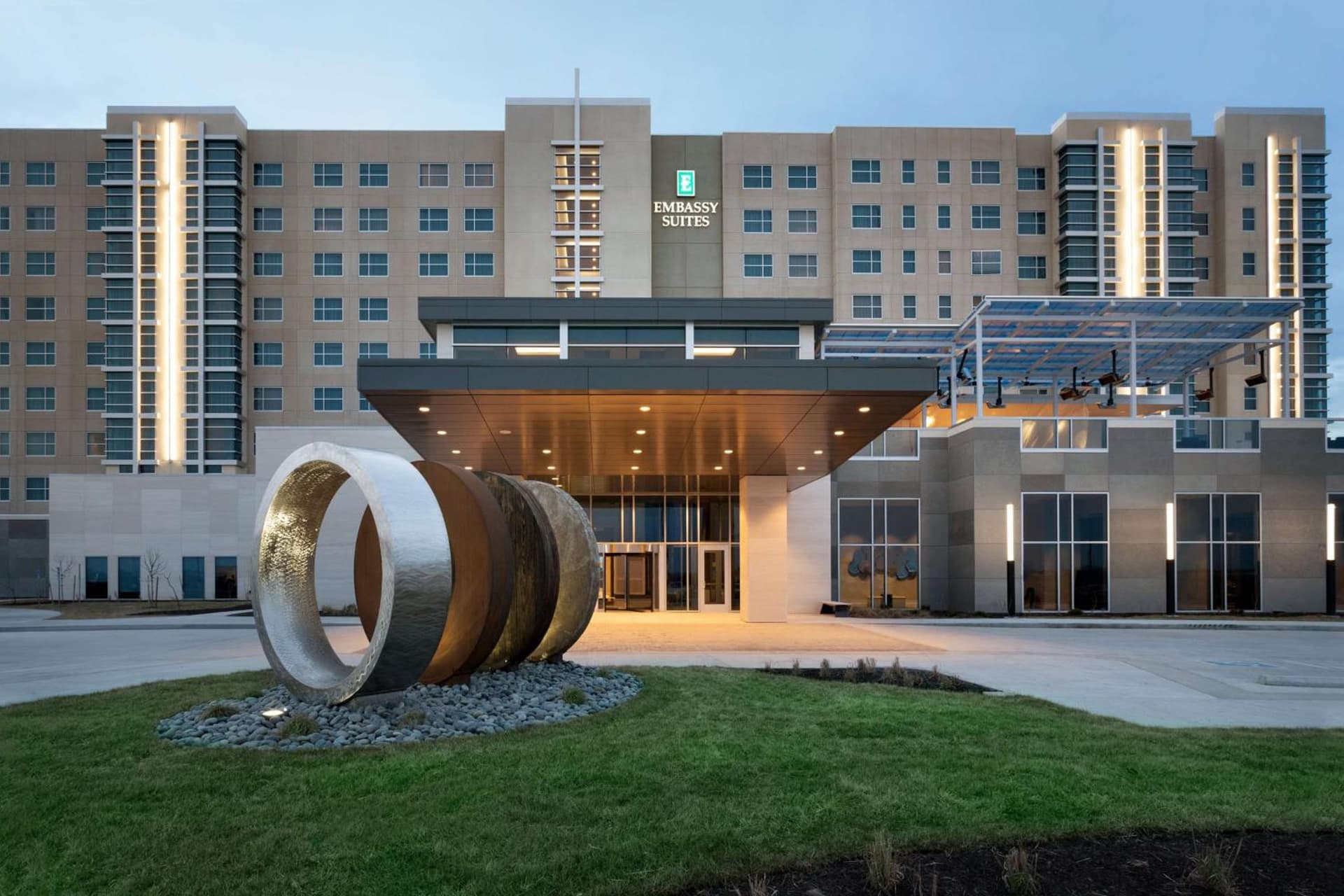 Embassy Suites by Hilton Kansas City Olathe — hotel in Olathe, Kansas