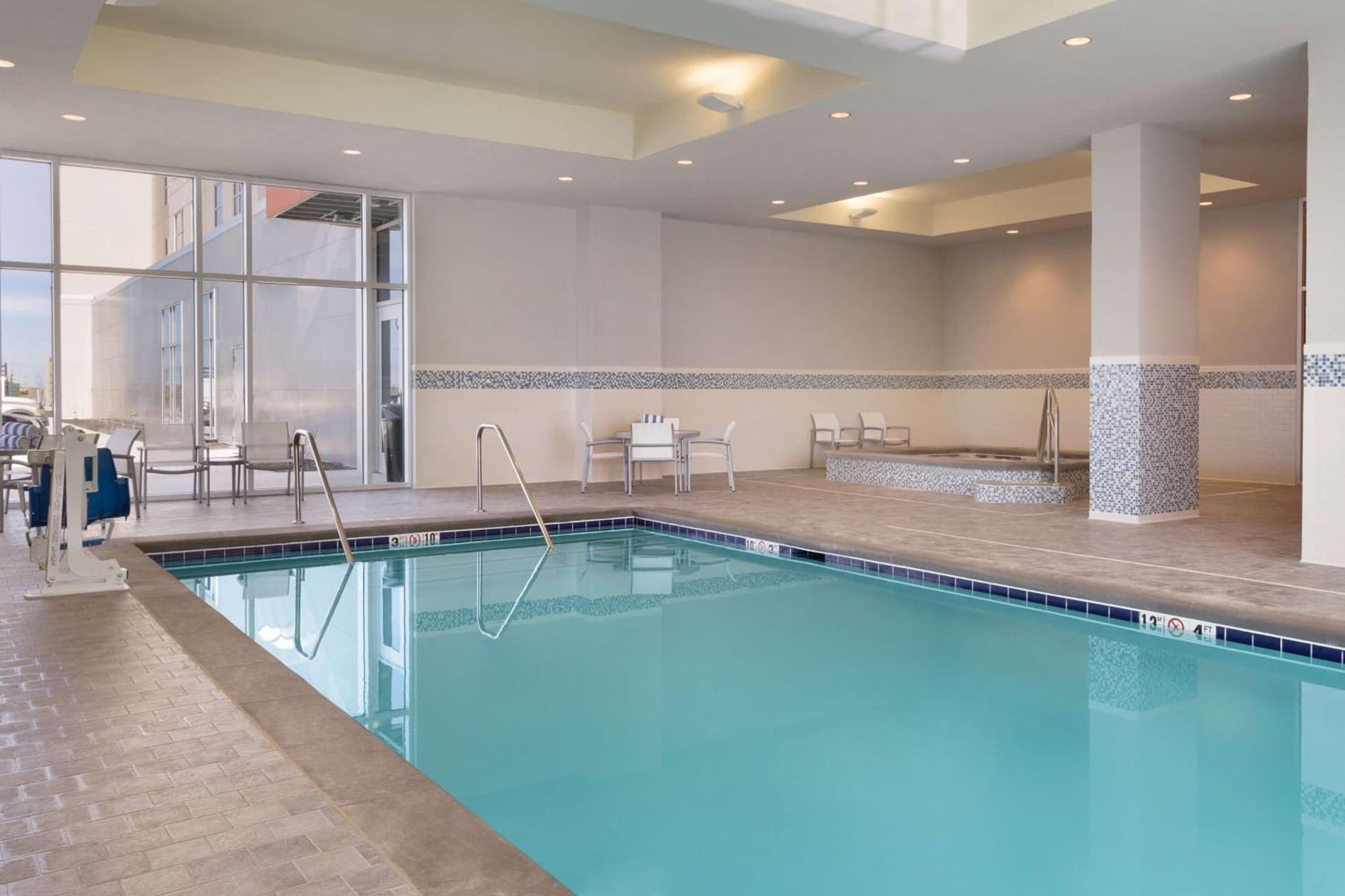 Embassy Suites by Hilton Kansas City Olathe gallery photo in Olathe, KS — image 17