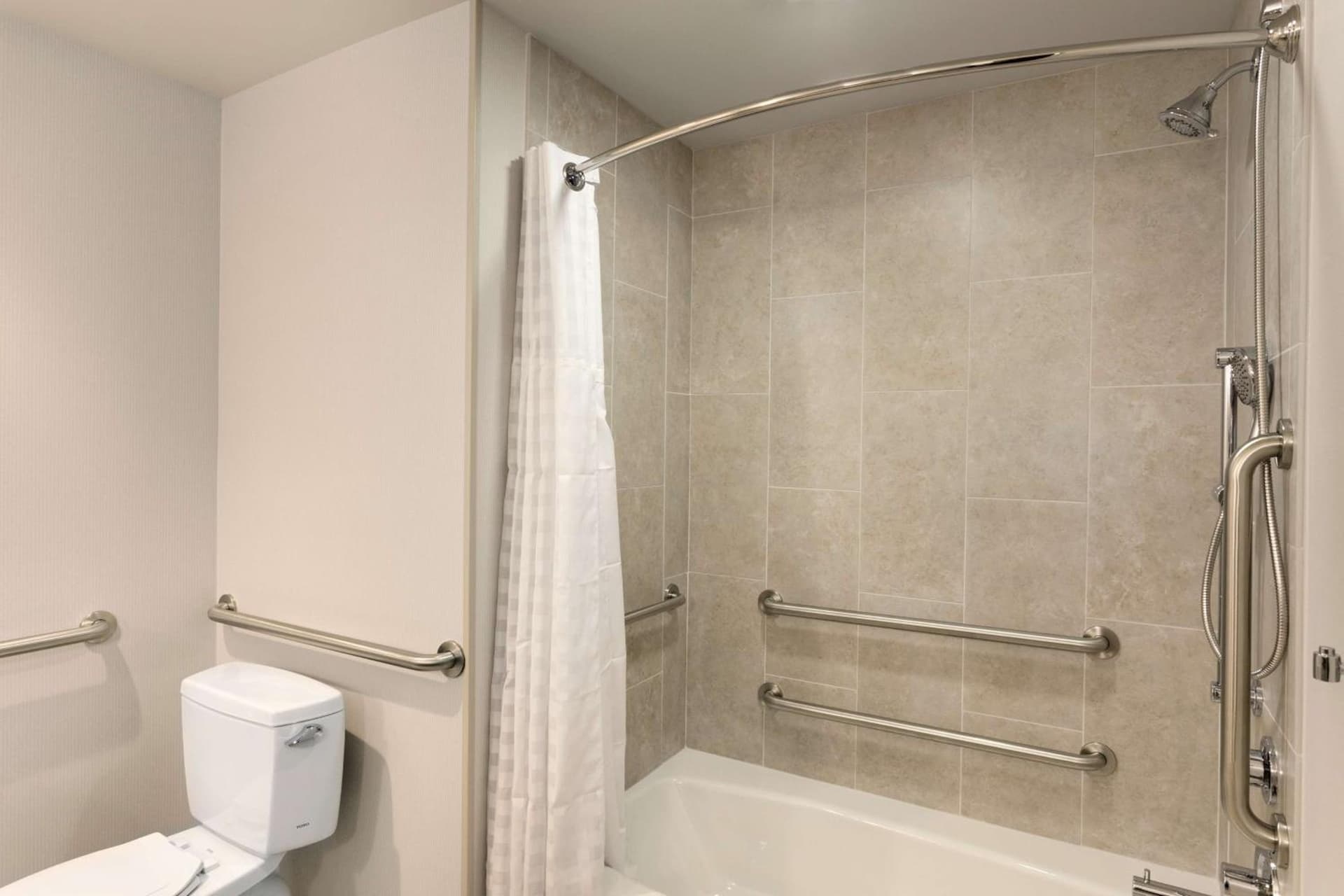 Embassy Suites by Hilton Kansas City Olathe gallery photo in Olathe, KS — image 15