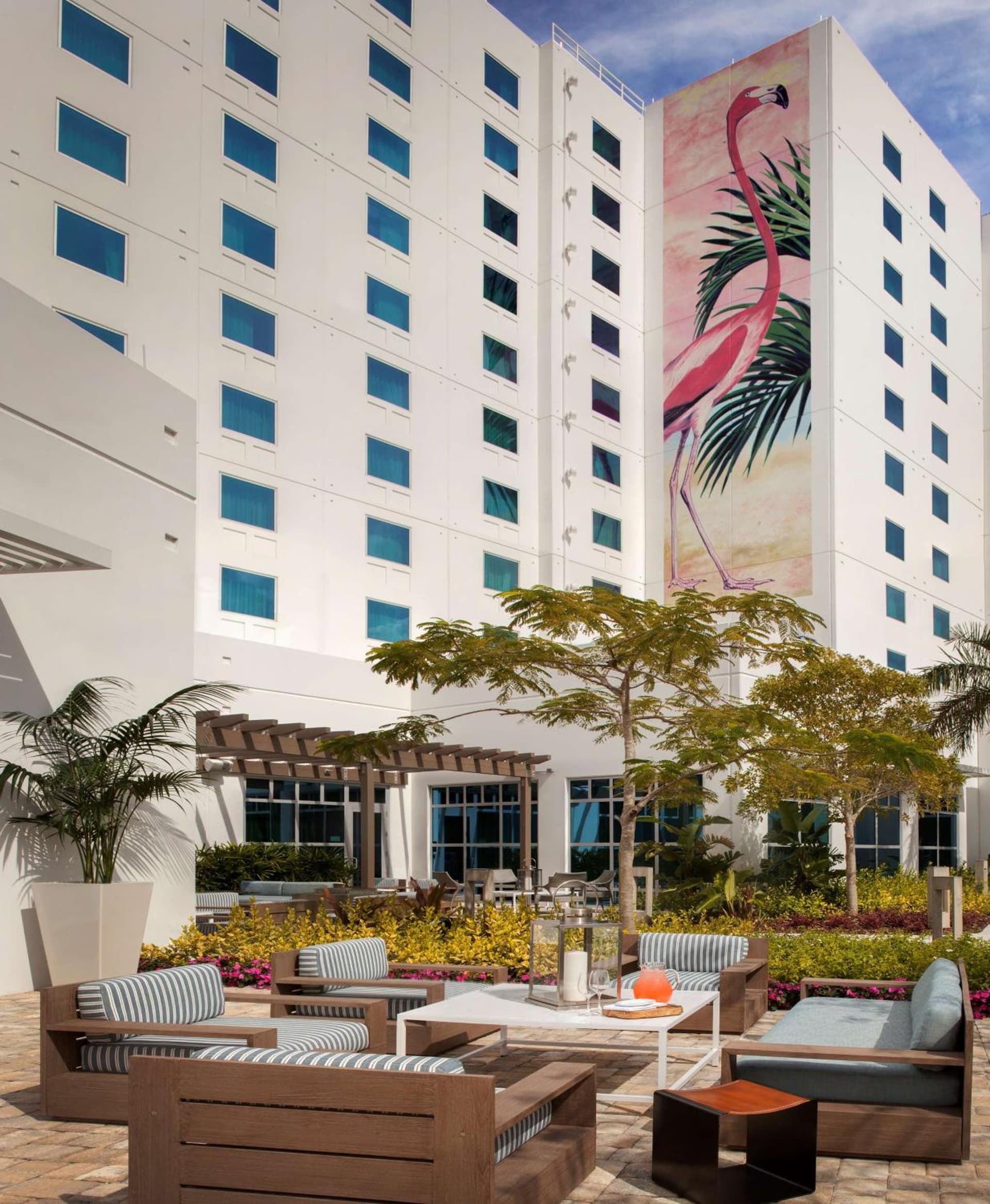 Homewood Suites by Hilton Miami Dolphin Mall interior in Miami, FL — gallery photo 2