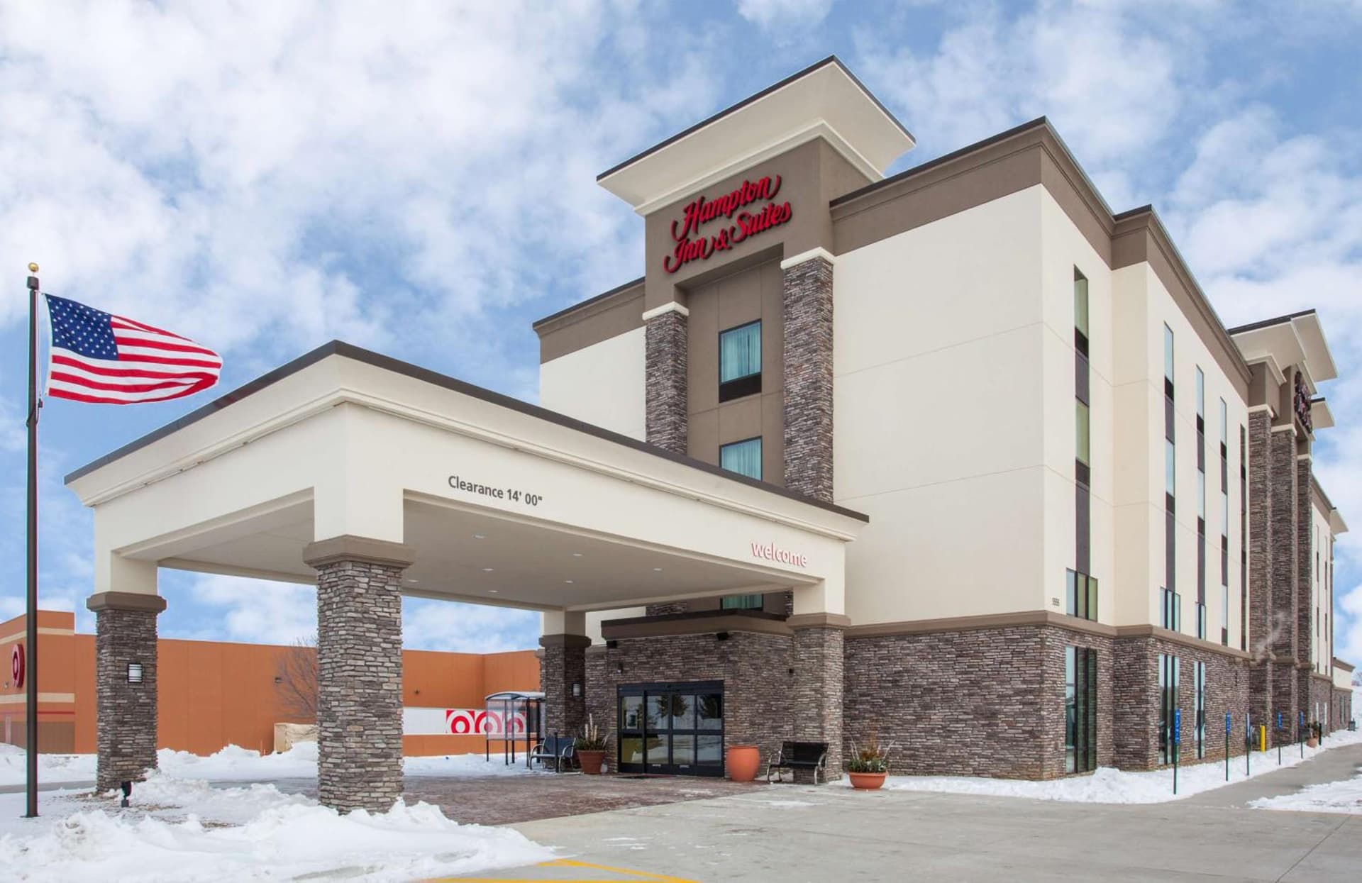 Hampton Inn & Suites Sioux City South, IA exterior or lobby in Sioux City, IA — main listing photo