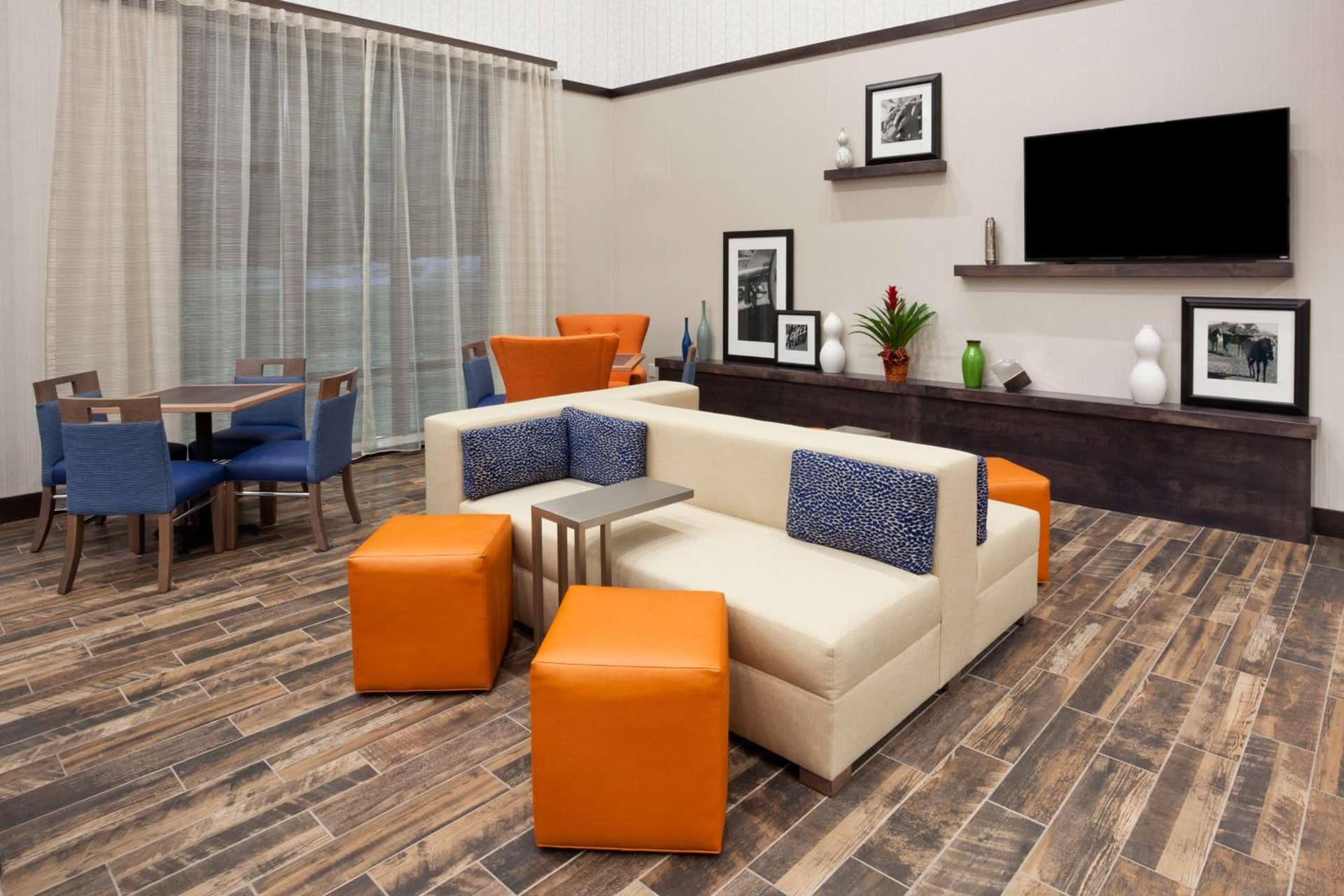 Hampton Inn & Suites Sioux City South, IA gallery photo in Sioux City, IA — image 41