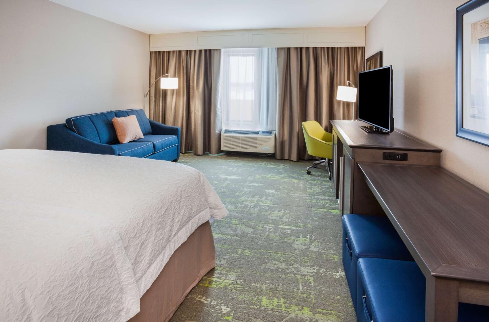 Hampton Inn & Suites Sioux City South, IA gallery photo in Sioux City, IA — image 17
