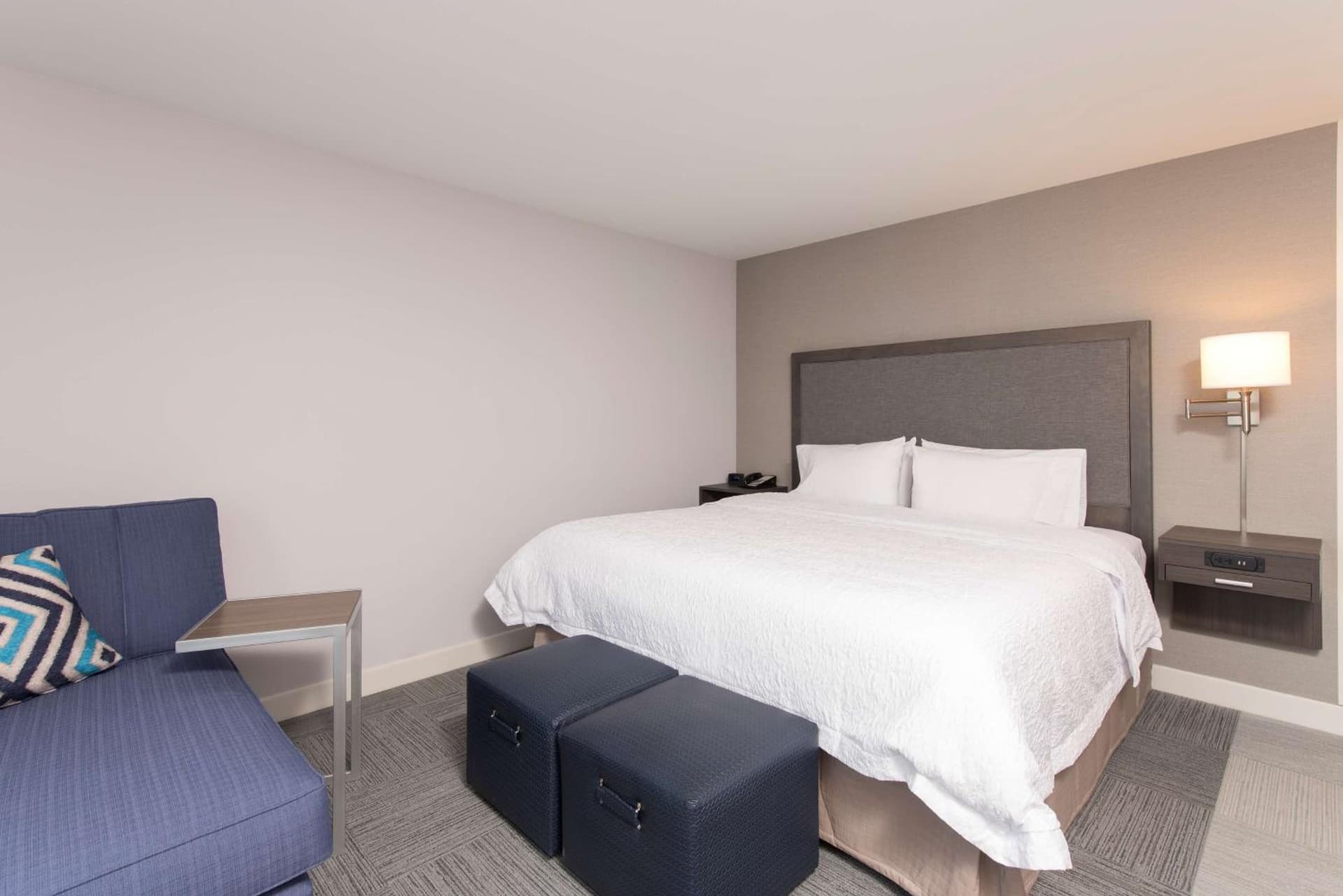 Hampton Inn and Suites Michigan City gallery photo in Michigan City, IN — image 6