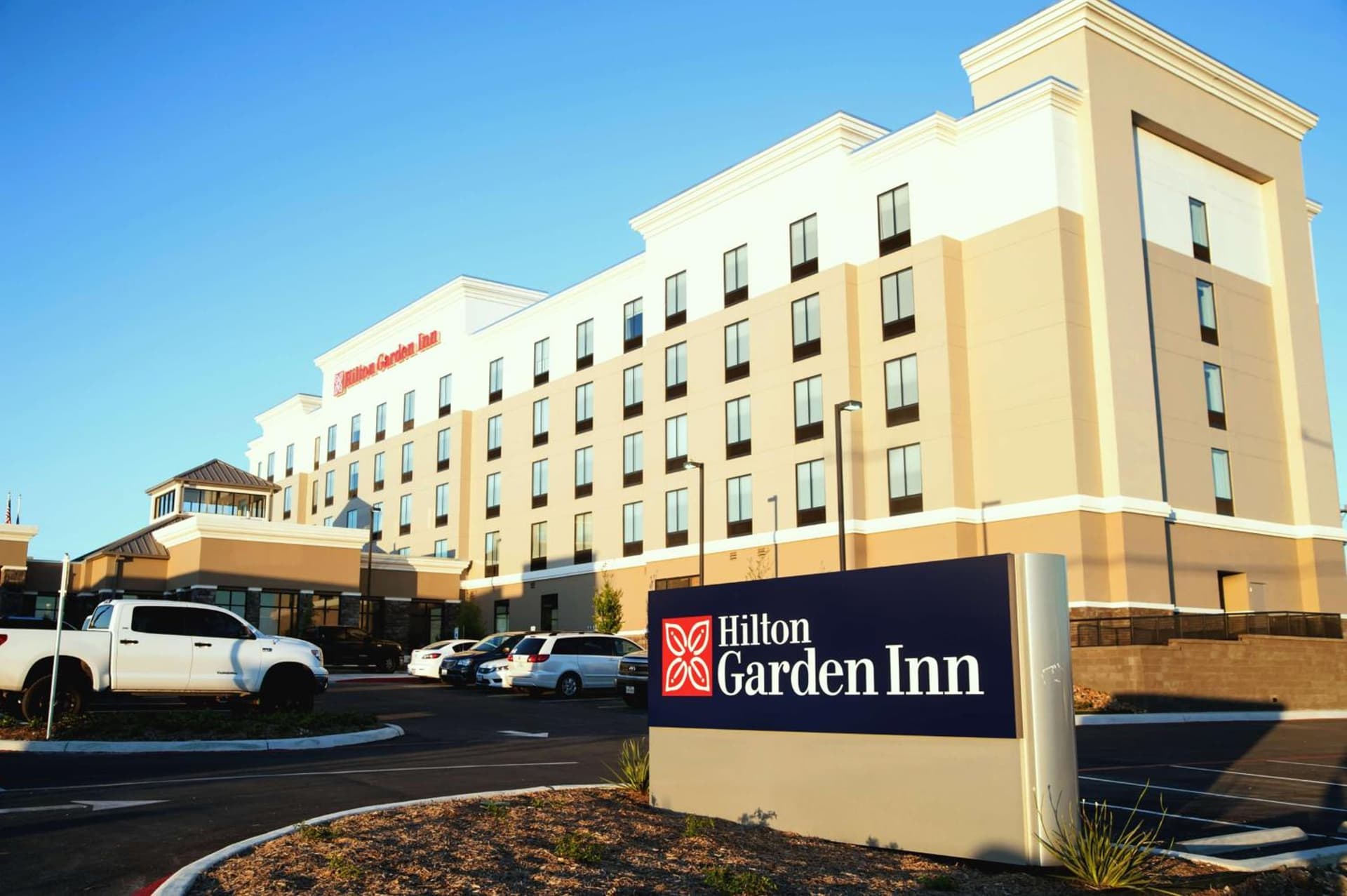 Hilton Garden Inn San Antonio-Live Oak Conference Center property views in San Antonio, TX — gallery photo 3