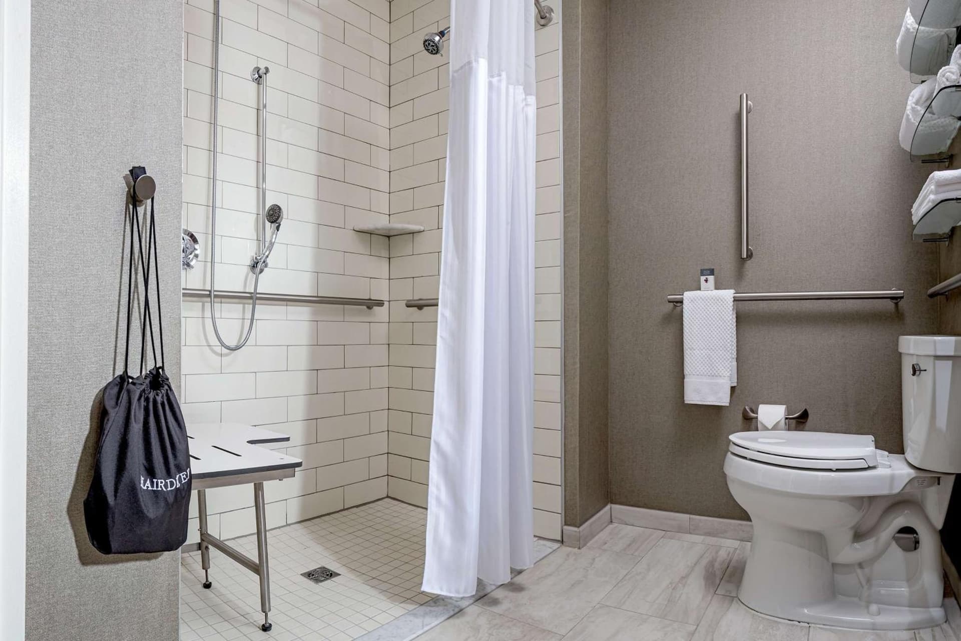 DoubleTree by Hilton Boston-Rockland interior in Rockland — gallery photo 2