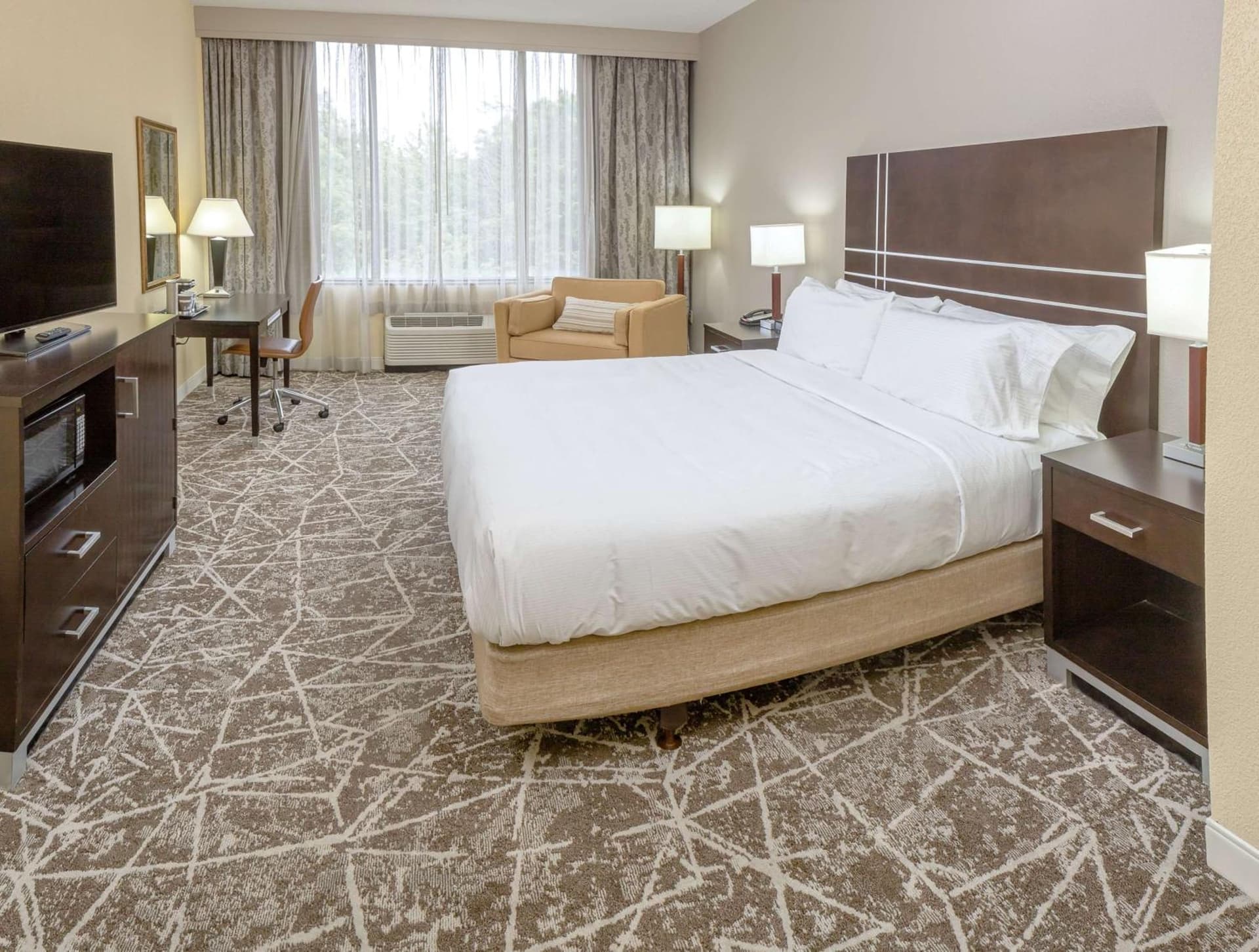 DoubleTree by Hilton Boston-Rockland gallery photo in Rockland — image 18