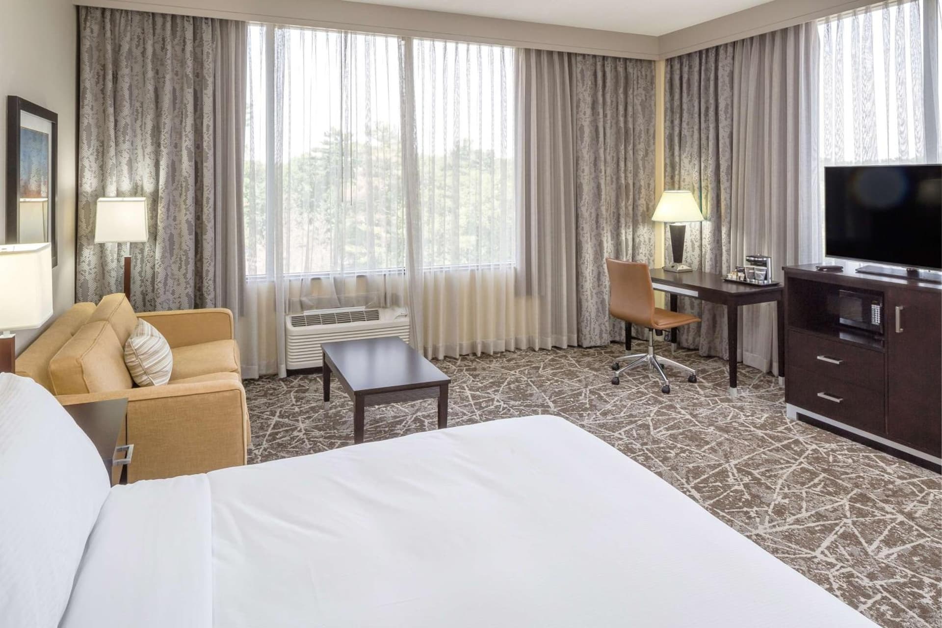 DoubleTree by Hilton Boston-Rockland gallery photo in Rockland — image 12