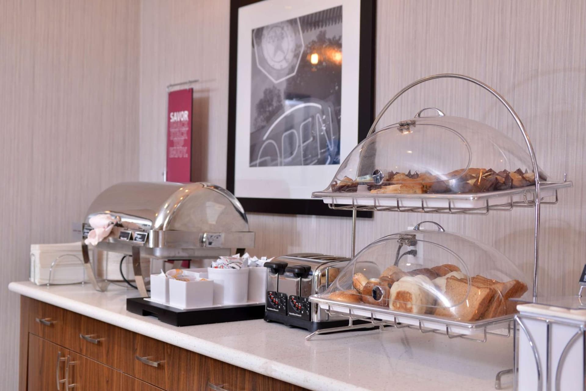 Hampton Inn & Suites Ann Arbor West gallery photo in Ann Arbor, MI — image 47