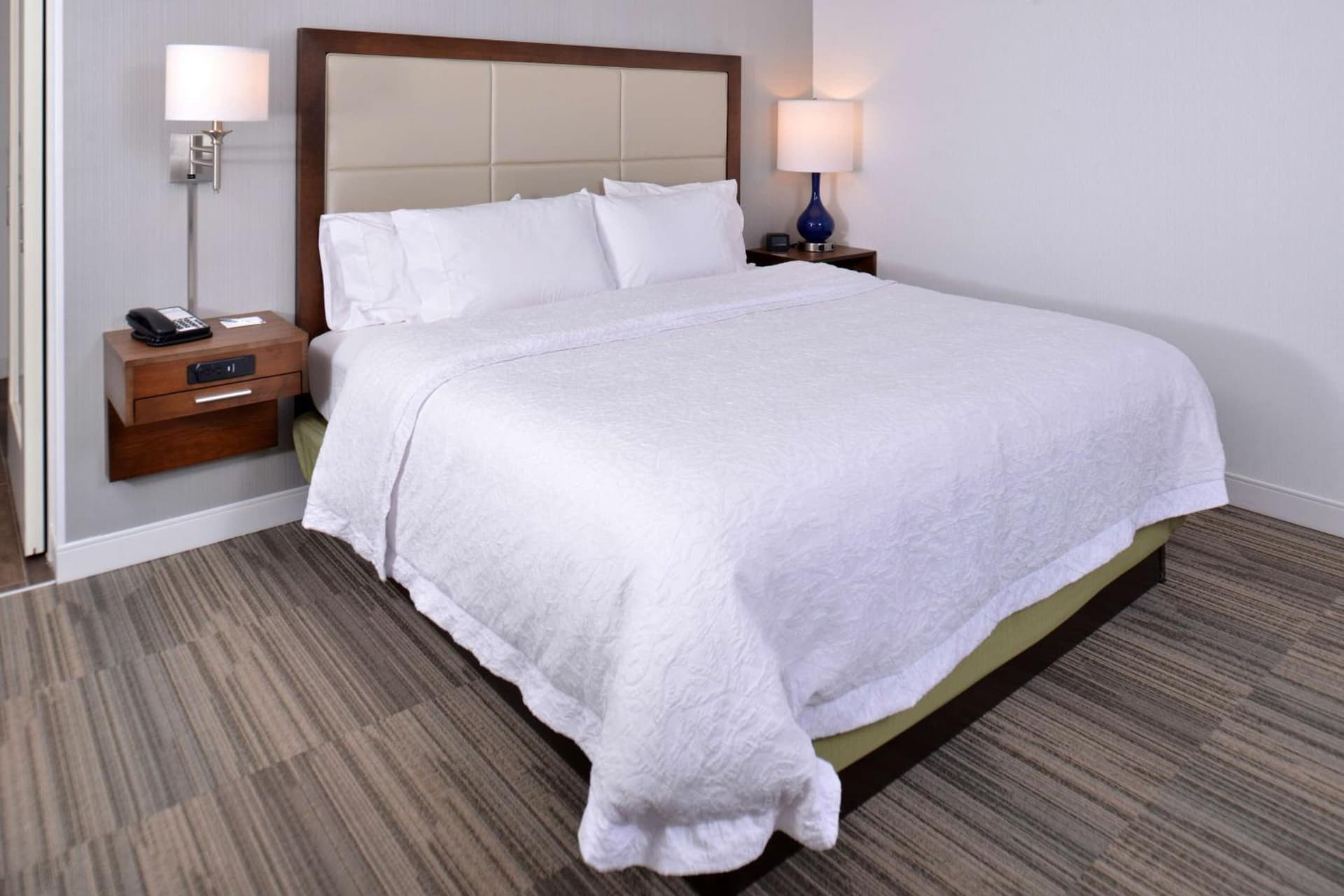 Hampton Inn & Suites Ann Arbor West gallery photo in Ann Arbor, MI — image 44