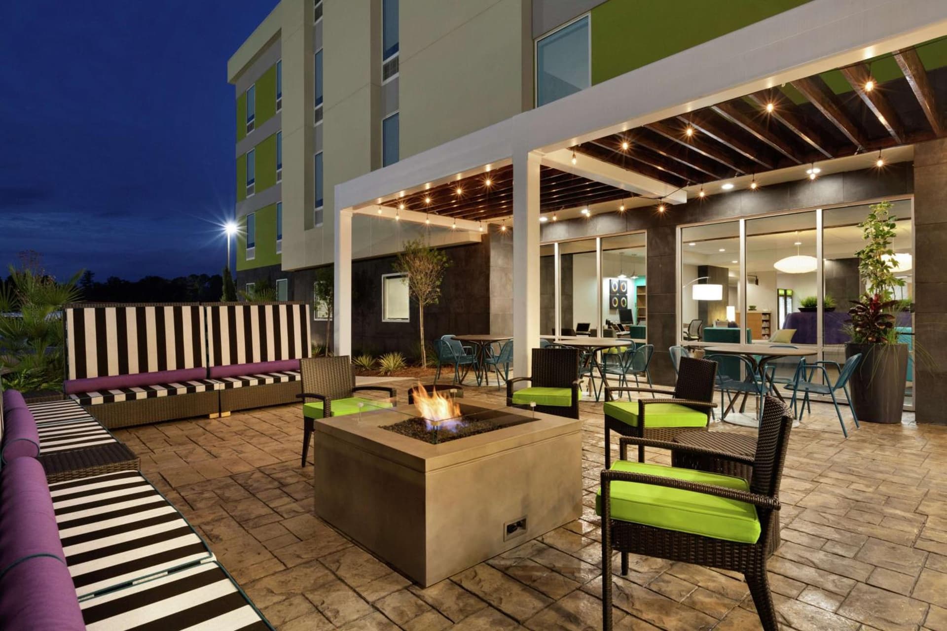 Home2 Suites by Hilton West Monroe interior in West Monroe, LA — gallery photo 2