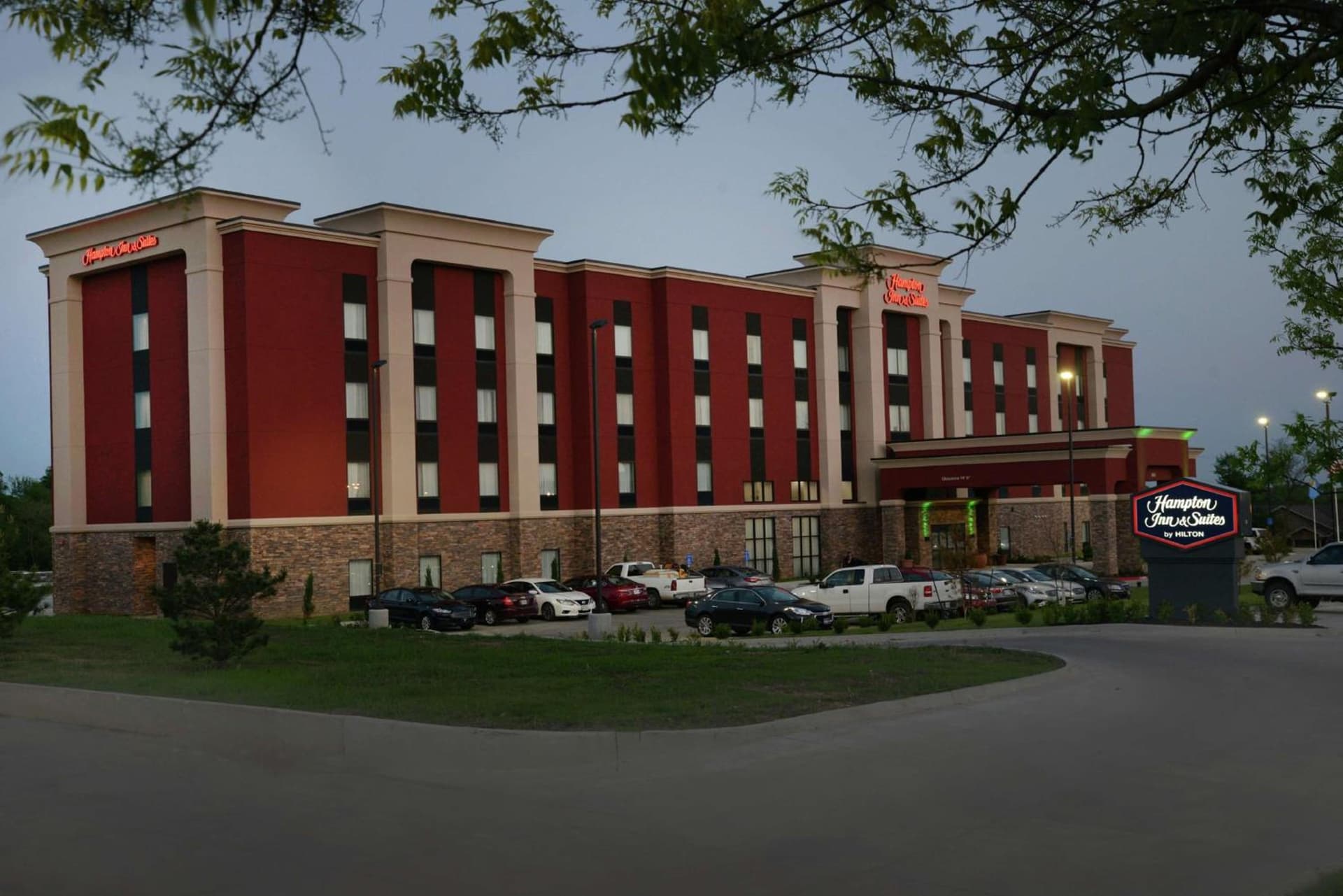 Hampton Inn & Suites Ponca City interior in Ponca City, OK — gallery photo 2