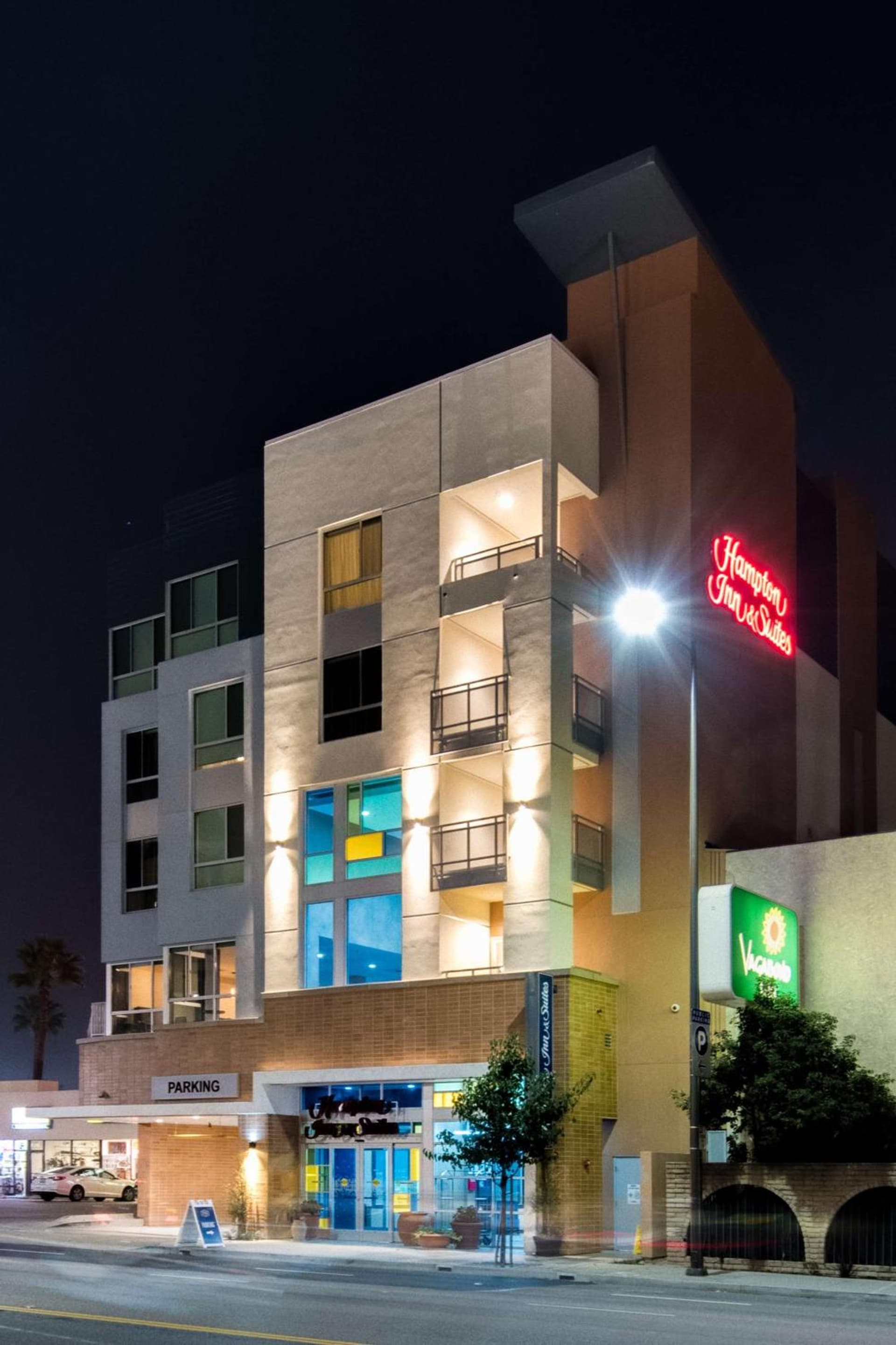 Hampton Inn & Suites Los Angeles - Glendale gallery photo in Glendale, CA — image 63