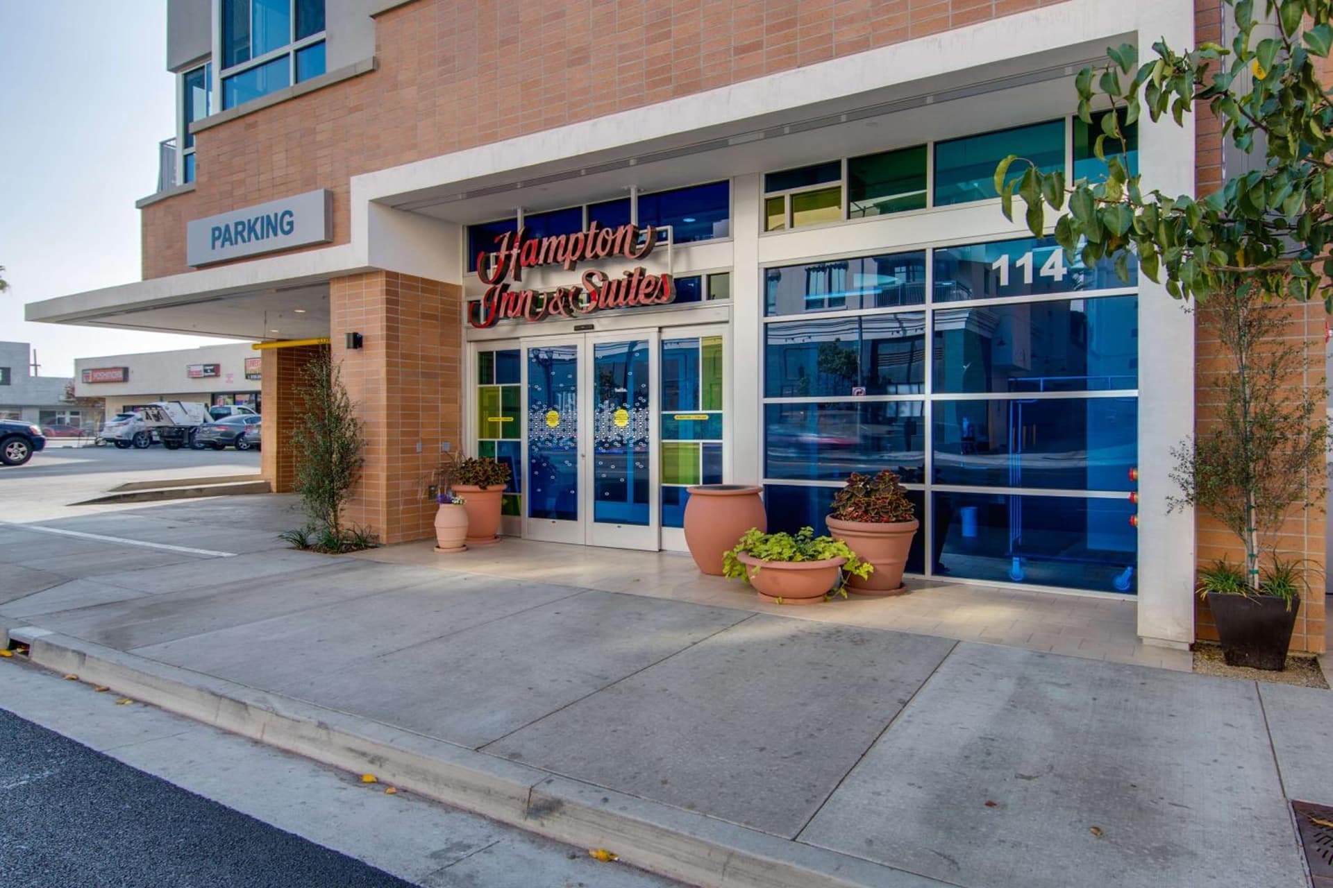 Hampton Inn & Suites Los Angeles - Glendale gallery photo in Glendale, CA — image 4