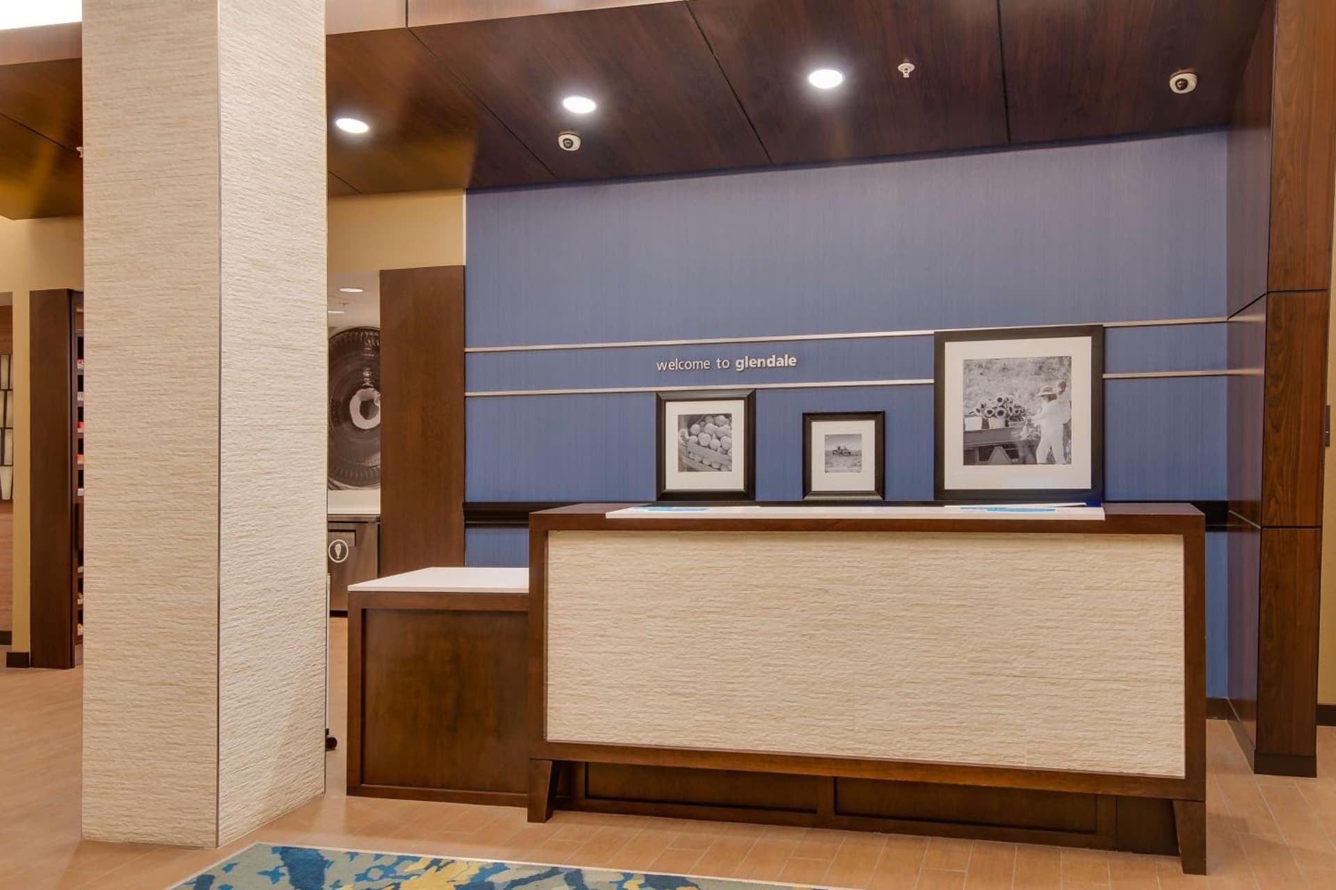Hampton Inn & Suites Los Angeles - Glendale gallery photo in Glendale, CA — image 34