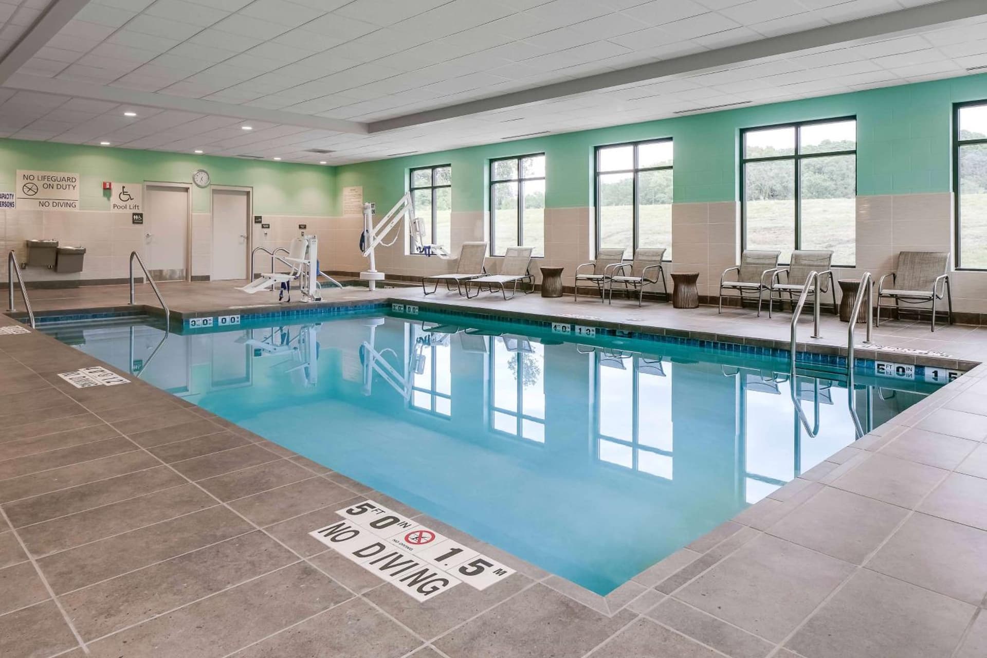 Hampton Inn & Suites-Hudson Wisconsin gallery photo in Hudson, WI — image 18
