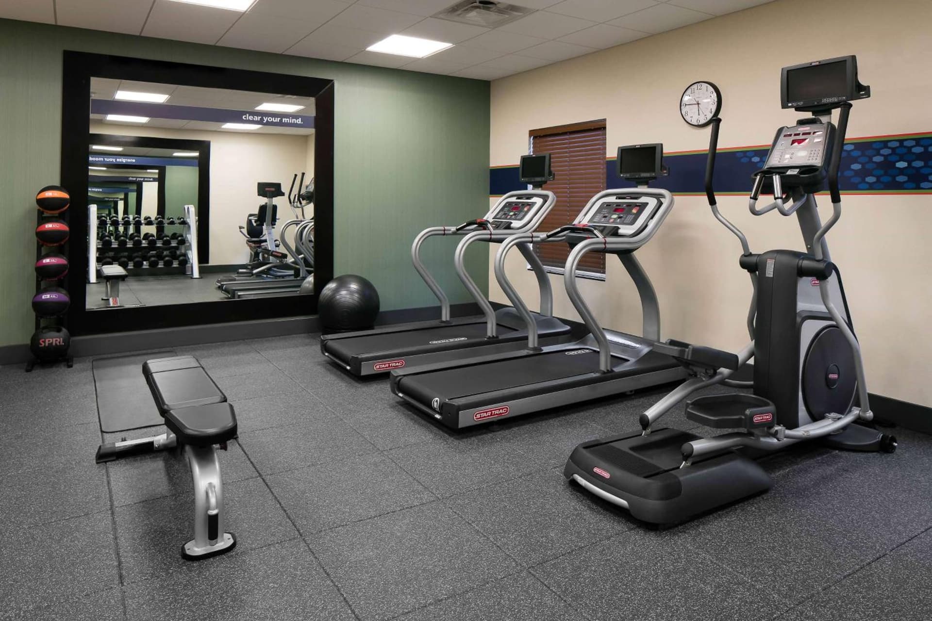 Hampton Inn & Suites-Hudson Wisconsin gallery photo in Hudson, WI — image 27