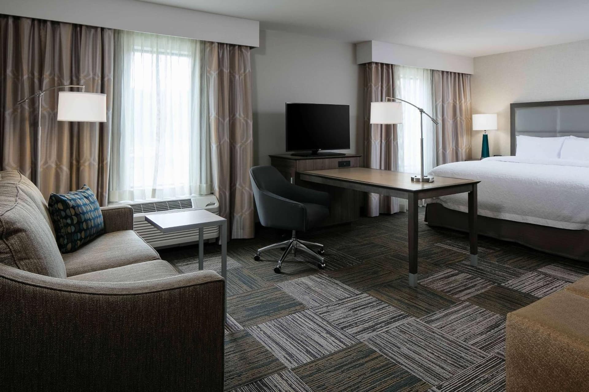 Hampton Inn & Suites-Hudson Wisconsin gallery photo in Hudson, WI — image 35