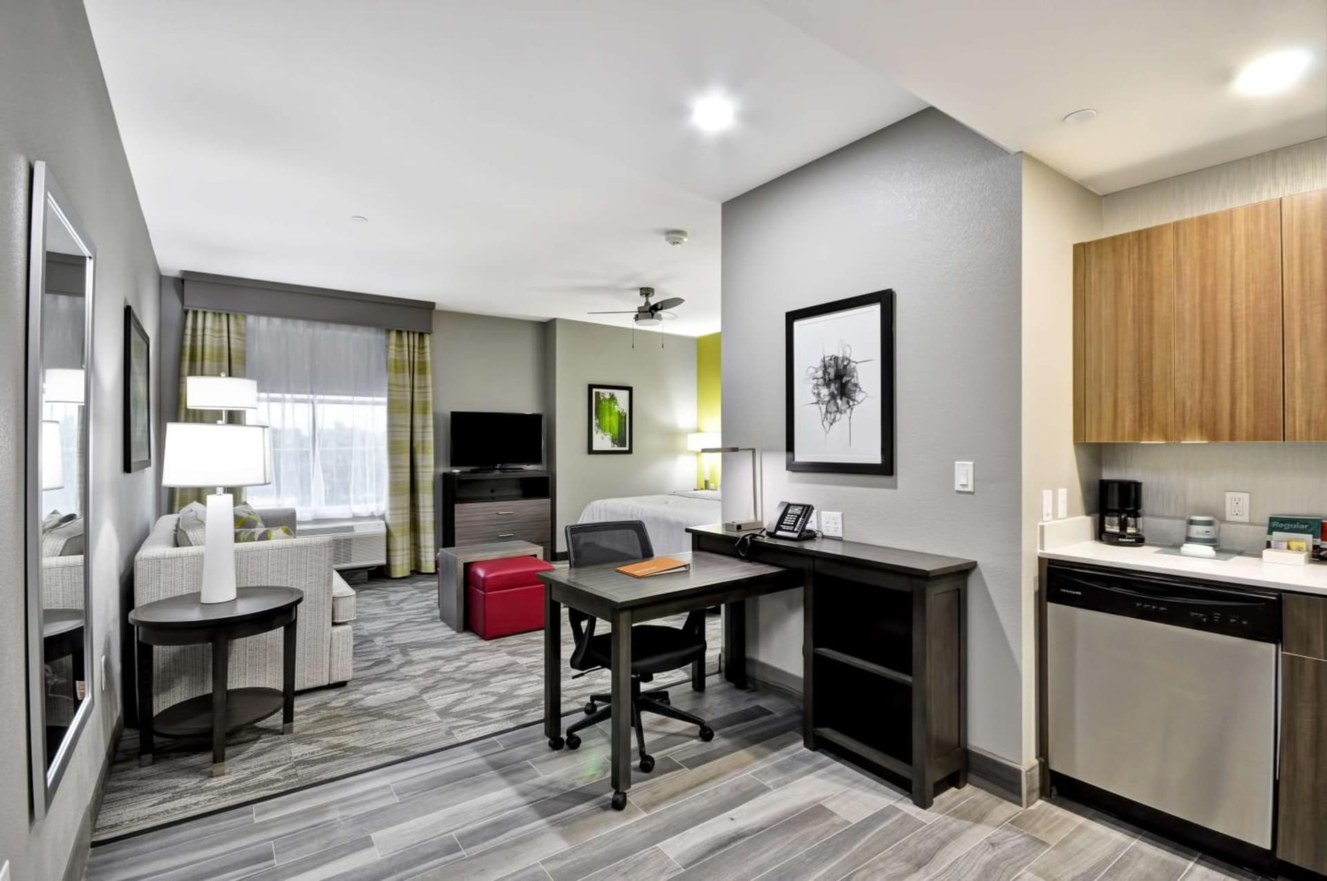 Homewood Suites by Hilton Tyler gallery photo in Tyler, TX — image 9
