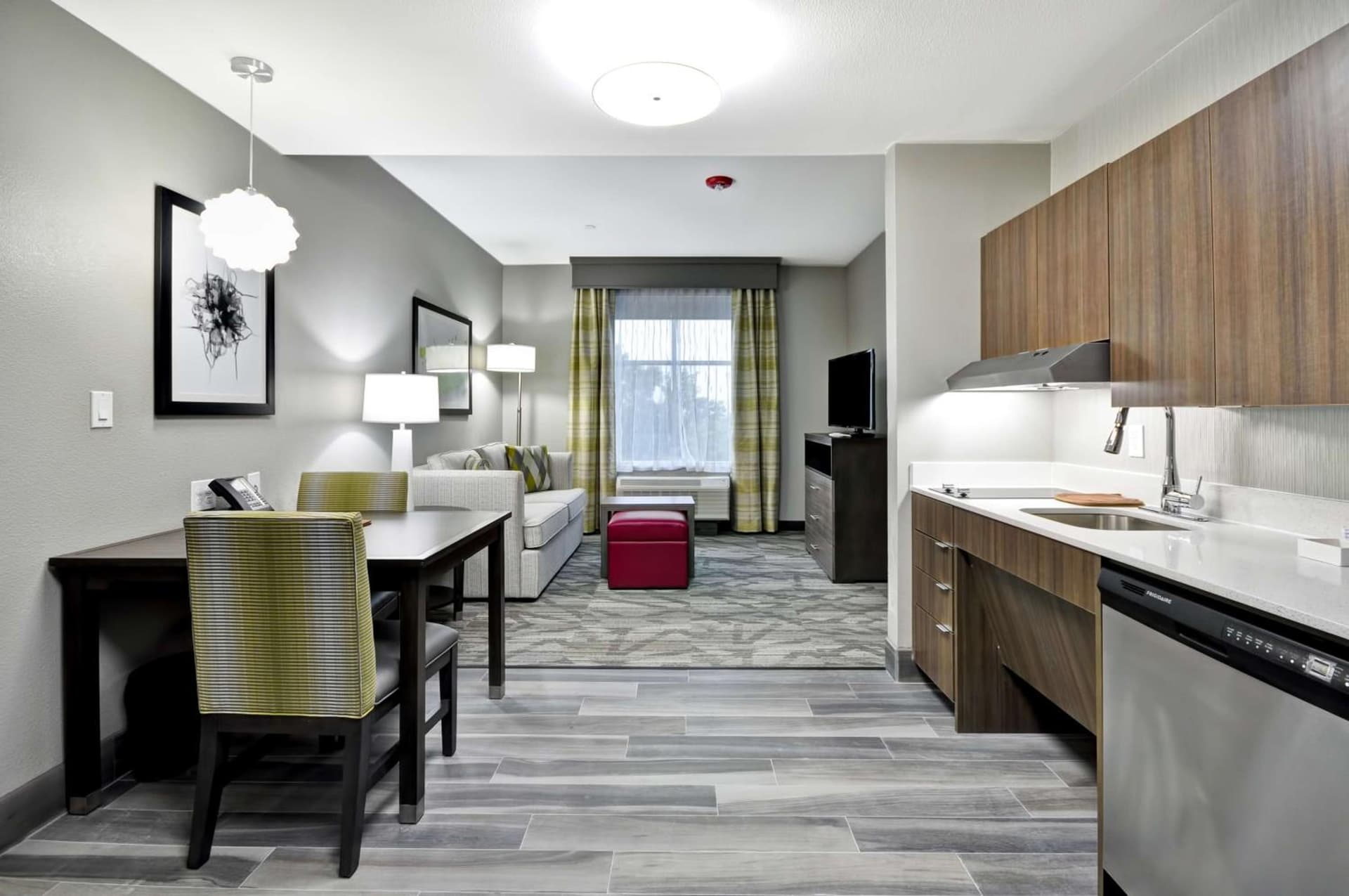 Homewood Suites by Hilton Tyler gallery photo in Tyler, TX — image 17
