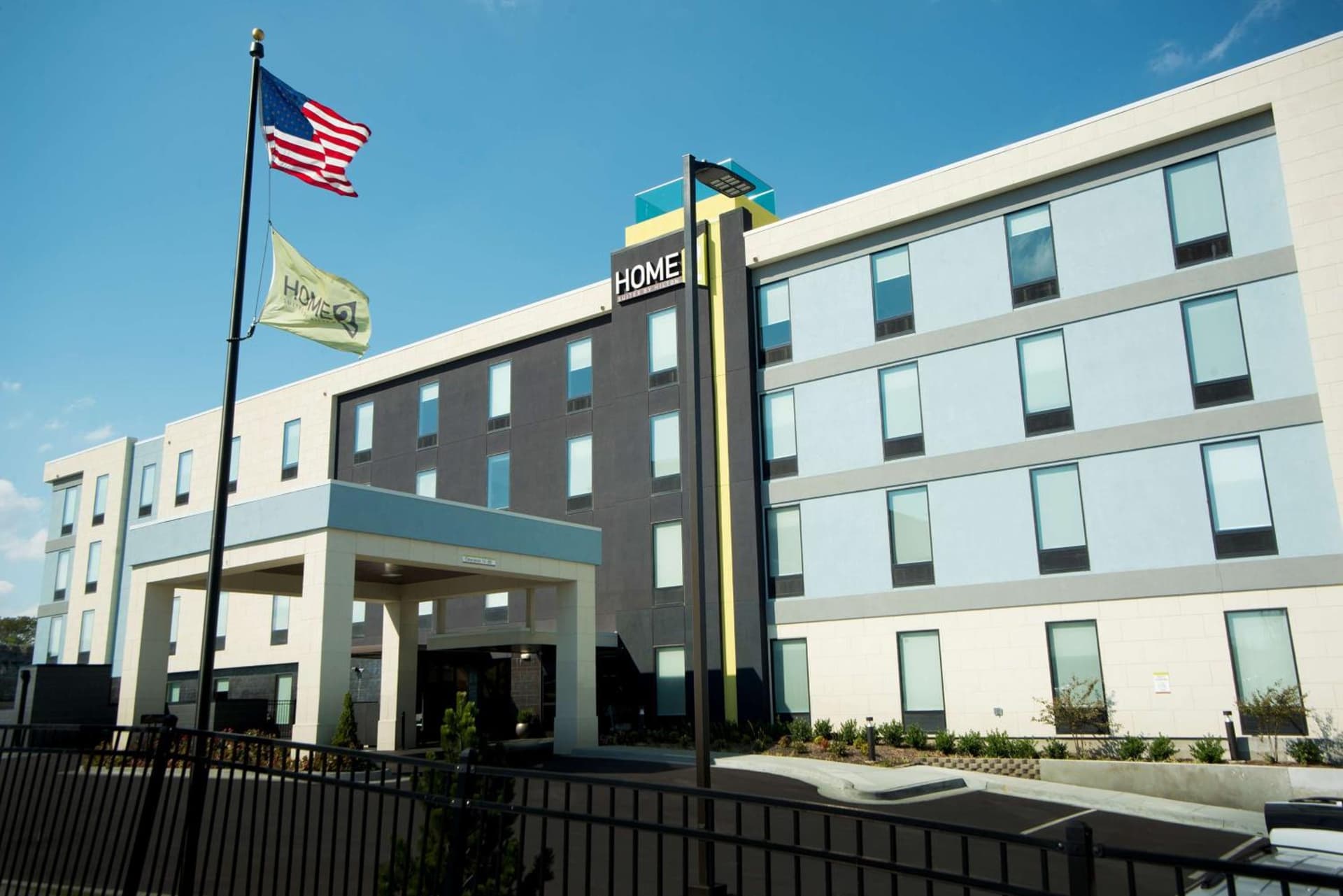 Home2 Suites by Hilton Tulsa Hills interior in Tulsa, OK — gallery photo 2