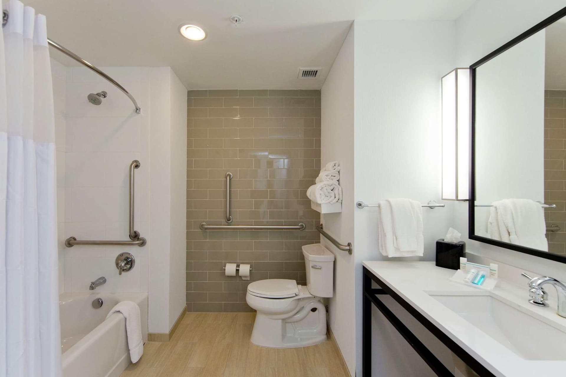 Hilton Garden Inn Martinsburg gallery photo in Martinsburg, WV — image 26