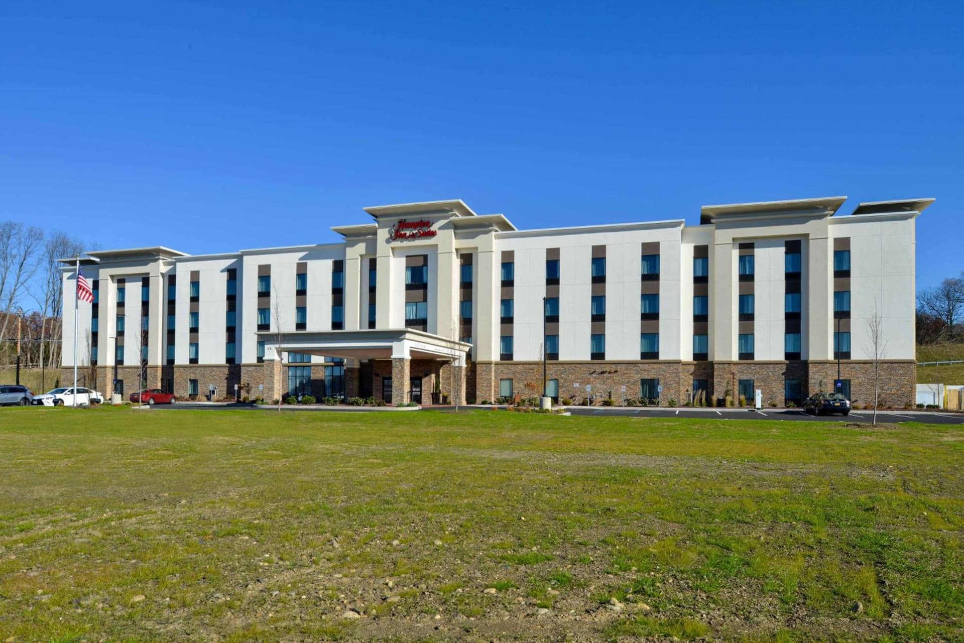 Hampton Inn & Suites Albany-East Greenbush, NY gallery photo in East Greenbush — image 17