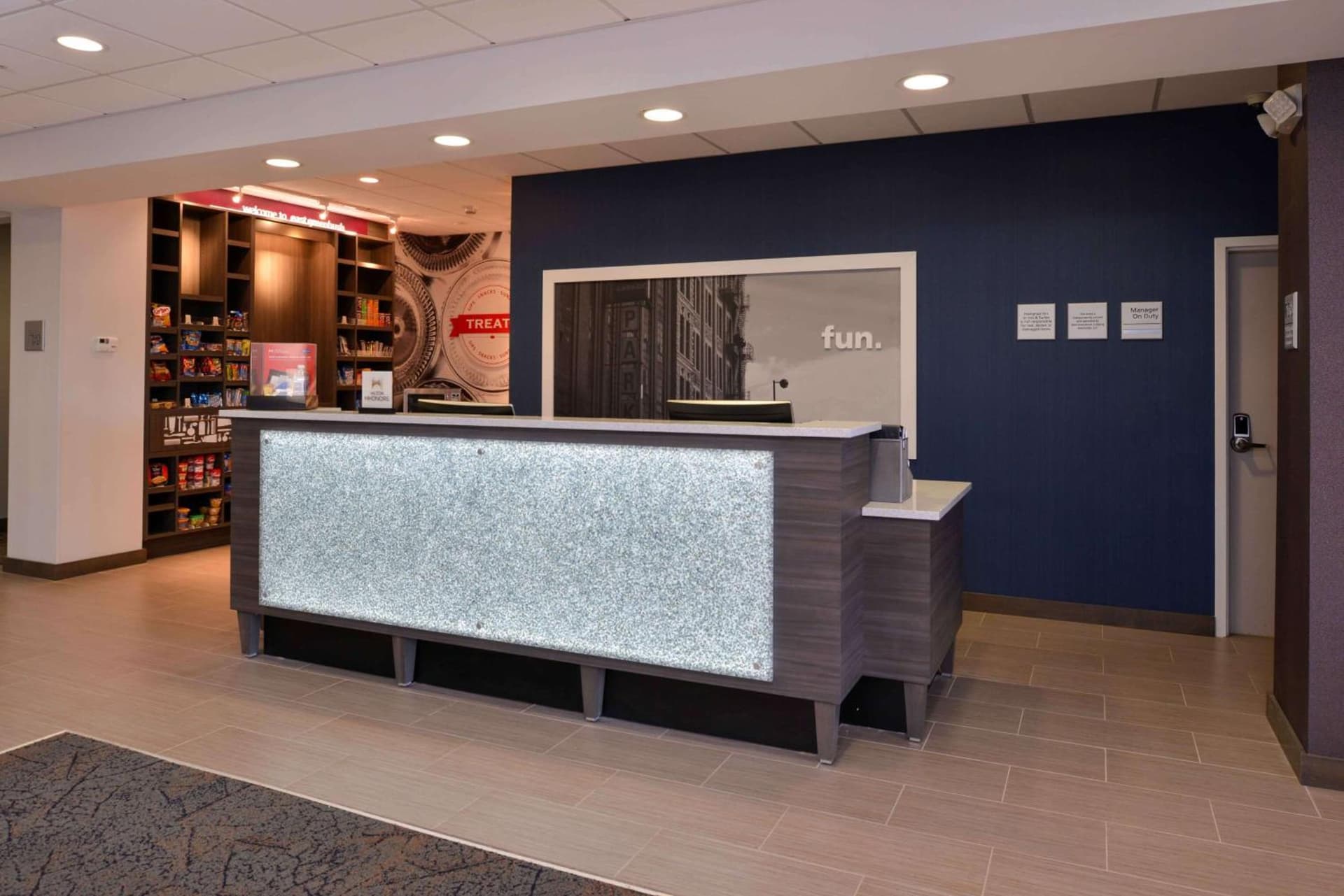 Hampton Inn & Suites Albany-East Greenbush, NY gallery photo in East Greenbush — image 28