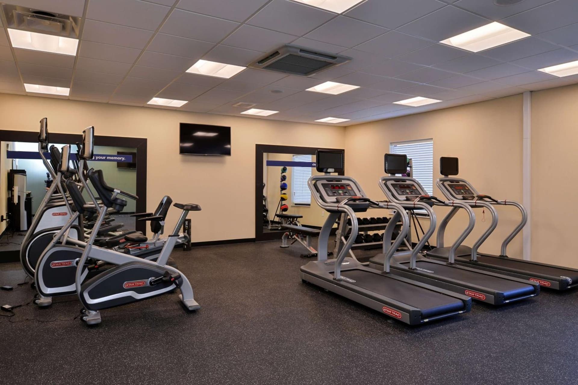 Hampton Inn & Suites Albany-East Greenbush, NY gallery photo in East Greenbush — image 20