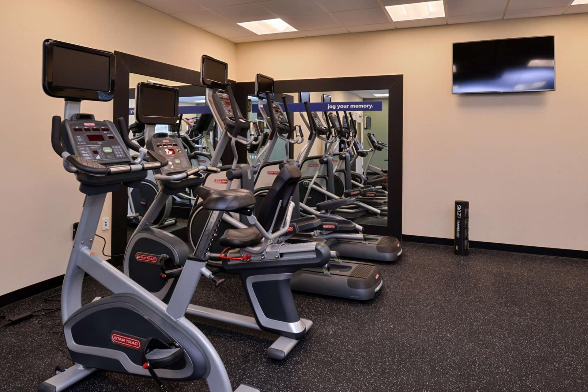Hampton Inn & Suites Albany-East Greenbush, NY gallery photo in East Greenbush — image 8