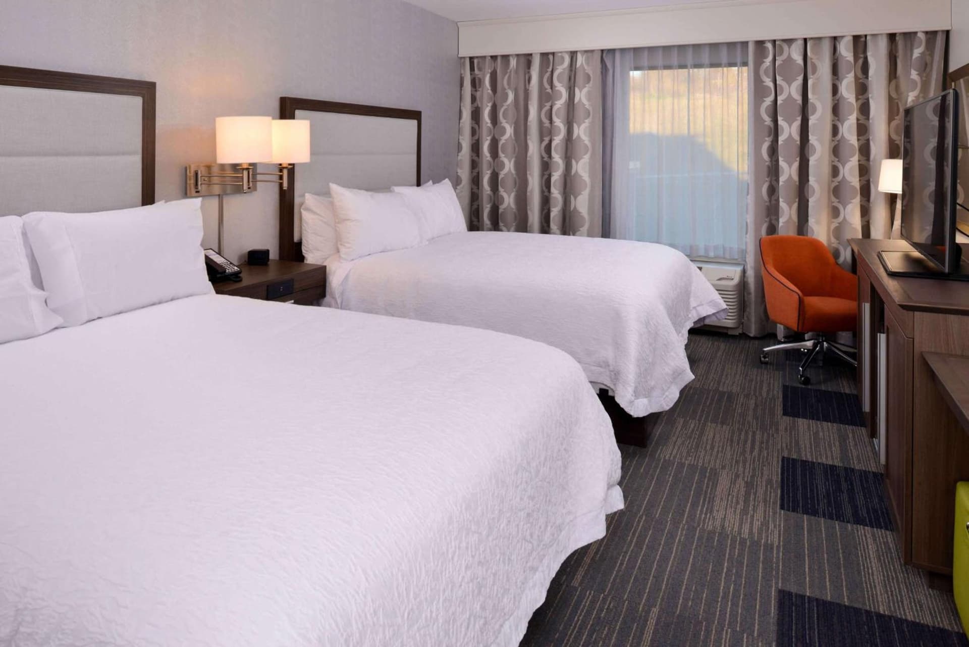 Hampton Inn & Suites Albany-East Greenbush, NY gallery photo in East Greenbush — image 25