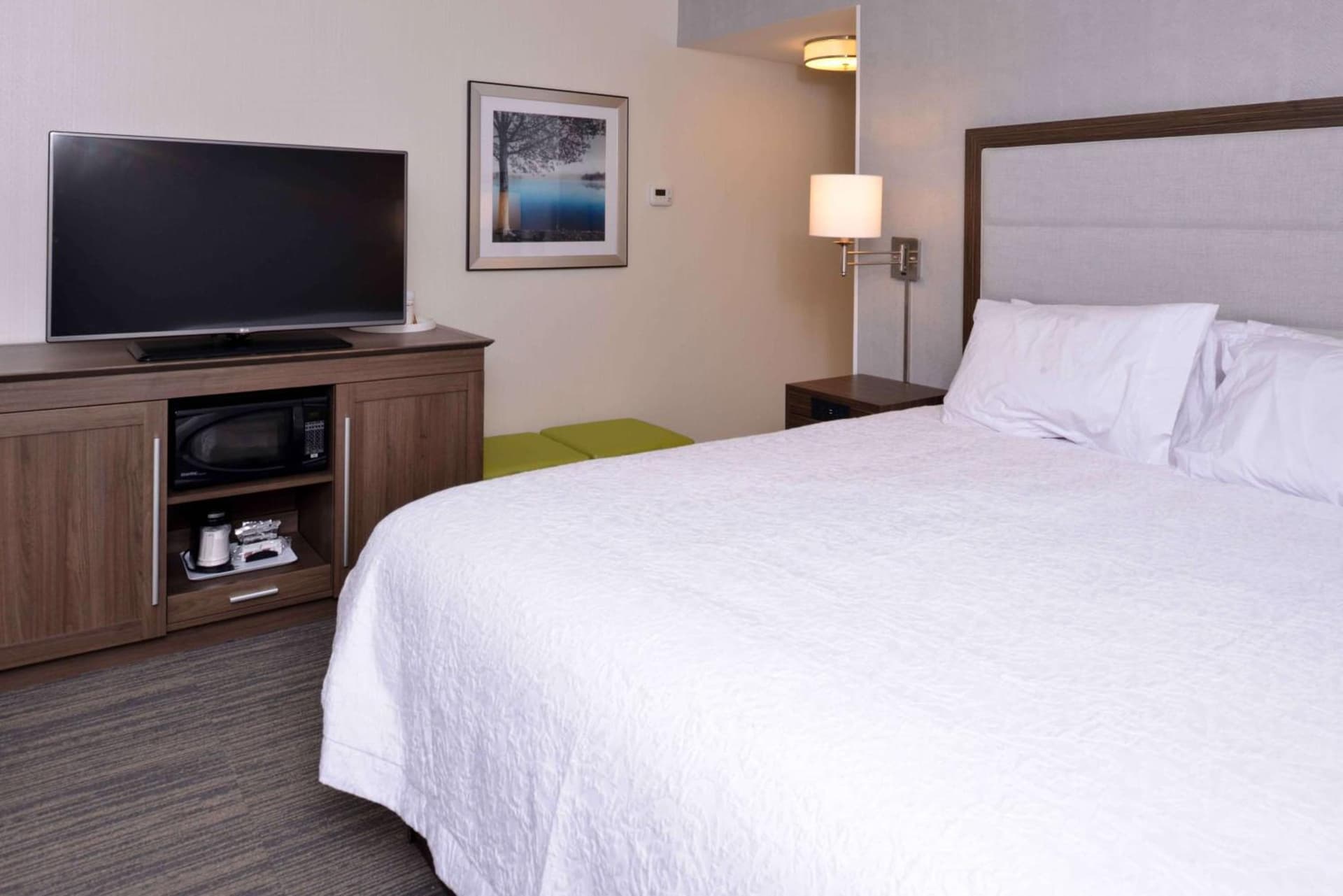 Hampton Inn & Suites Albany-East Greenbush, NY gallery photo in East Greenbush — image 27