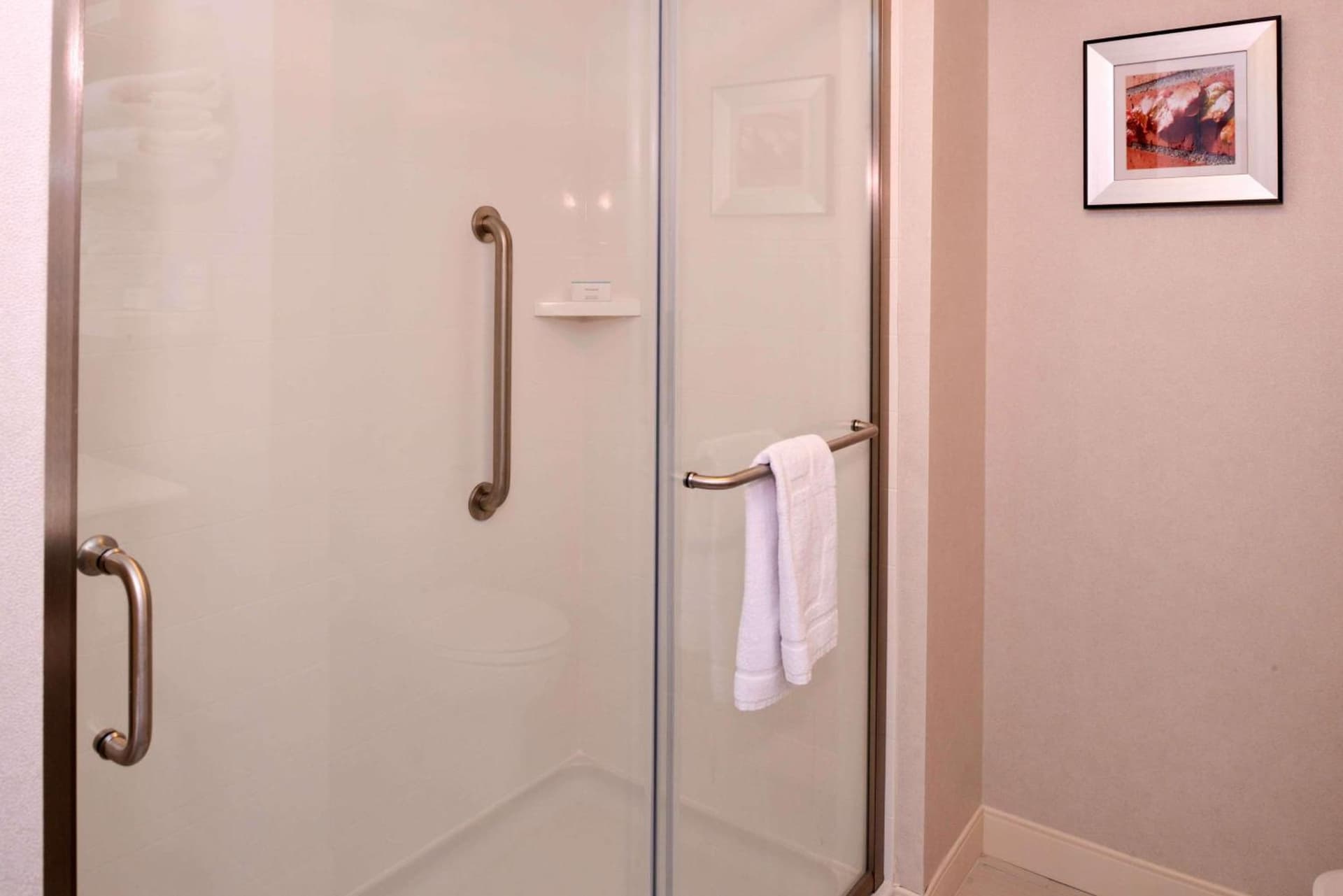 Hampton Inn & Suites Albany-East Greenbush, NY gallery photo in East Greenbush — image 14