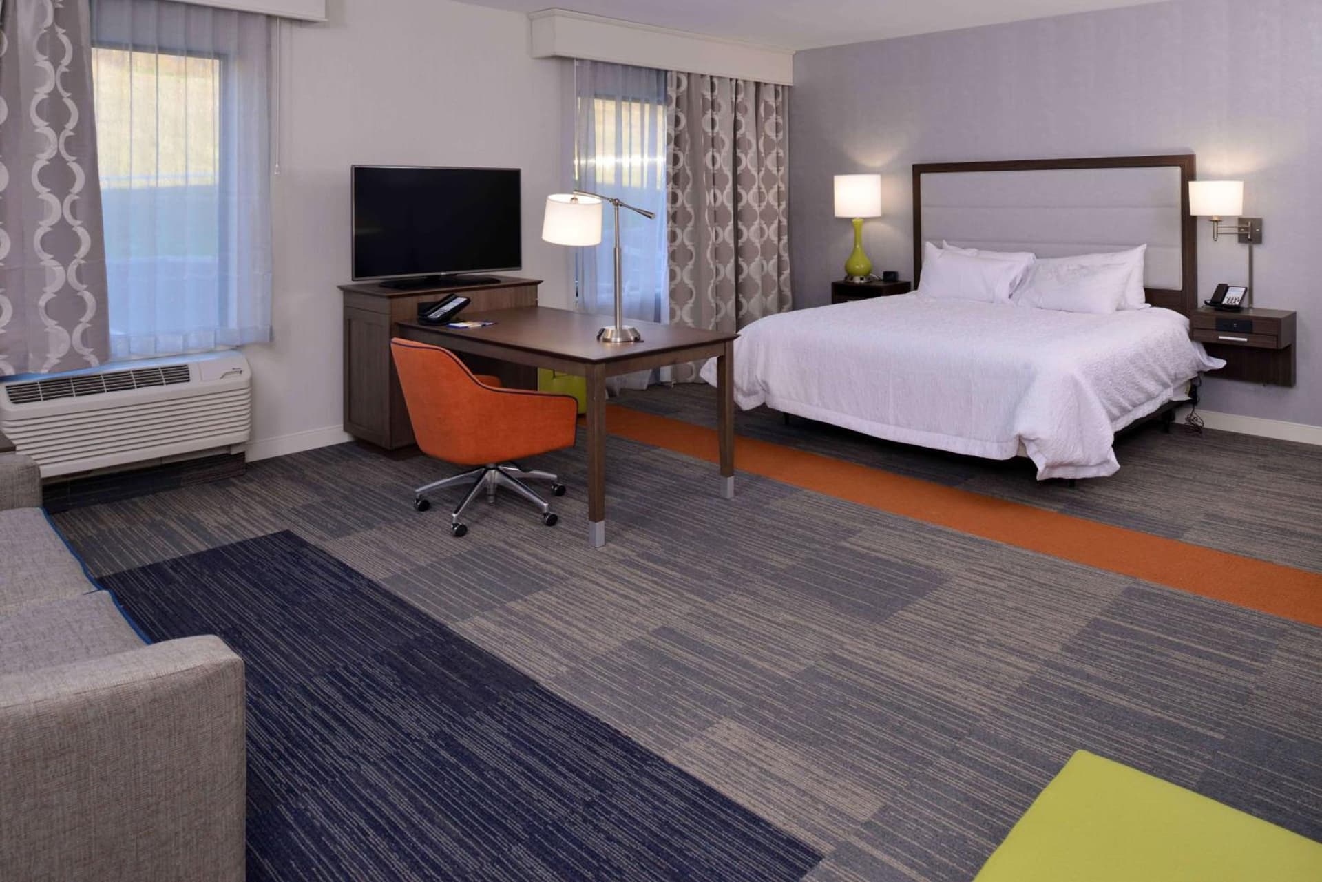 Hampton Inn & Suites Albany-East Greenbush, NY gallery photo in East Greenbush — image 7