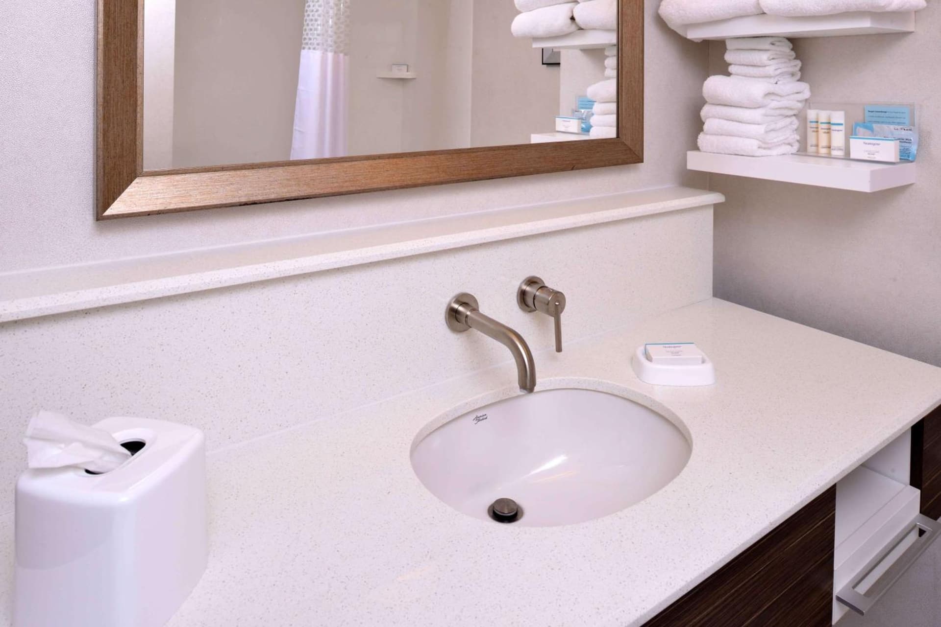Hampton Inn & Suites Albany-East Greenbush, NY gallery photo in East Greenbush — image 12