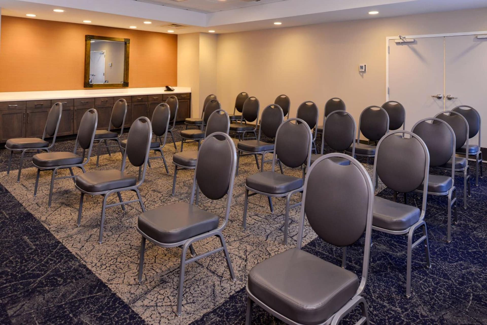 Hampton Inn & Suites Albany-East Greenbush, NY gallery photo in East Greenbush — image 18