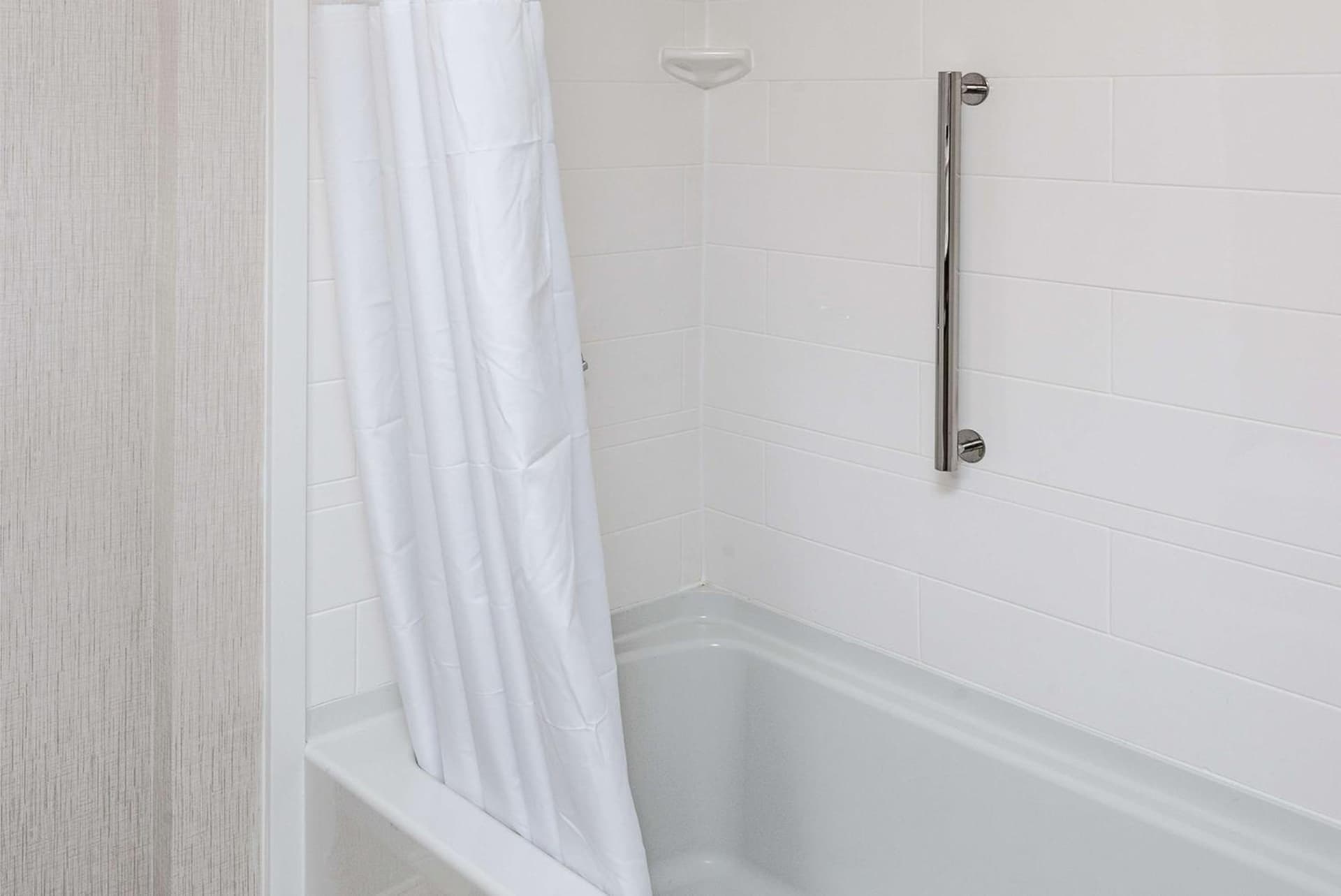 Hampton Inn Boston - Westborough gallery photo in Westborough — image 15