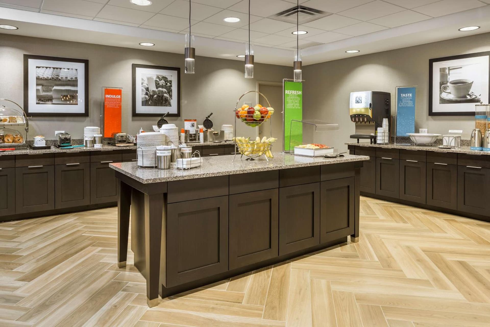 Hampton Inn & Suites Newport/Cincinnati, KY gallery photo in Newport, KY — image 10