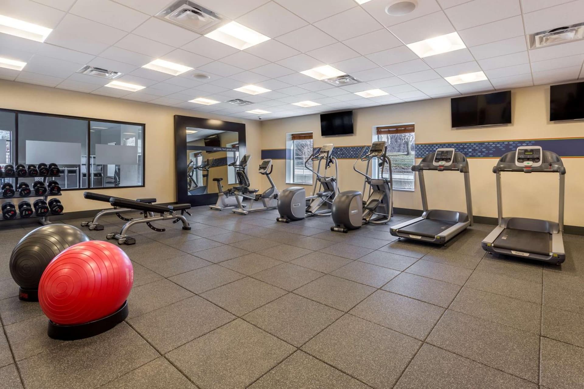 Hampton Inn & Suites Newport/Cincinnati, KY gallery photo in Newport, KY — image 14