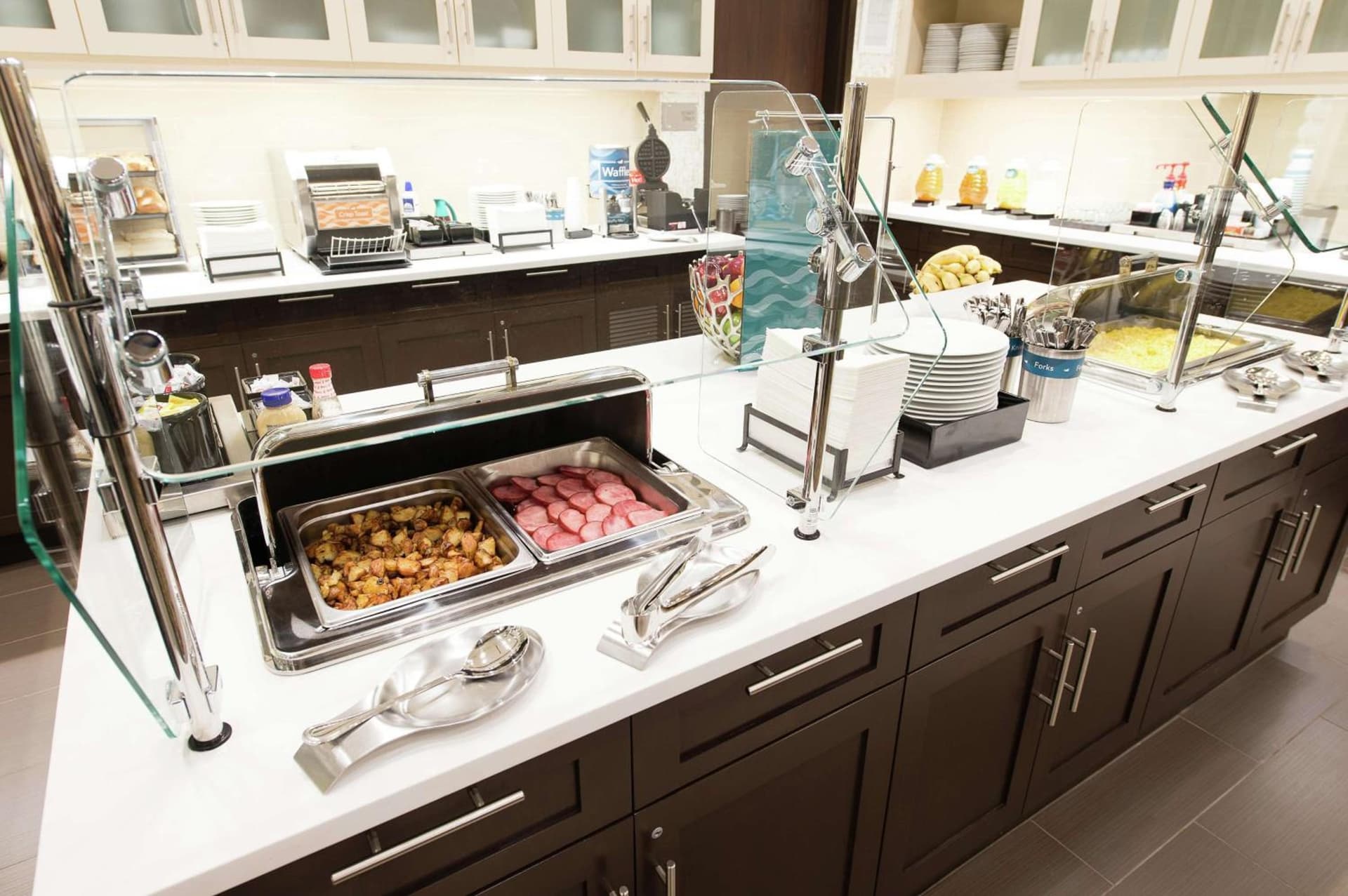 Homewood Suites by Hilton Concord gallery photo in Concord, NC — image 8