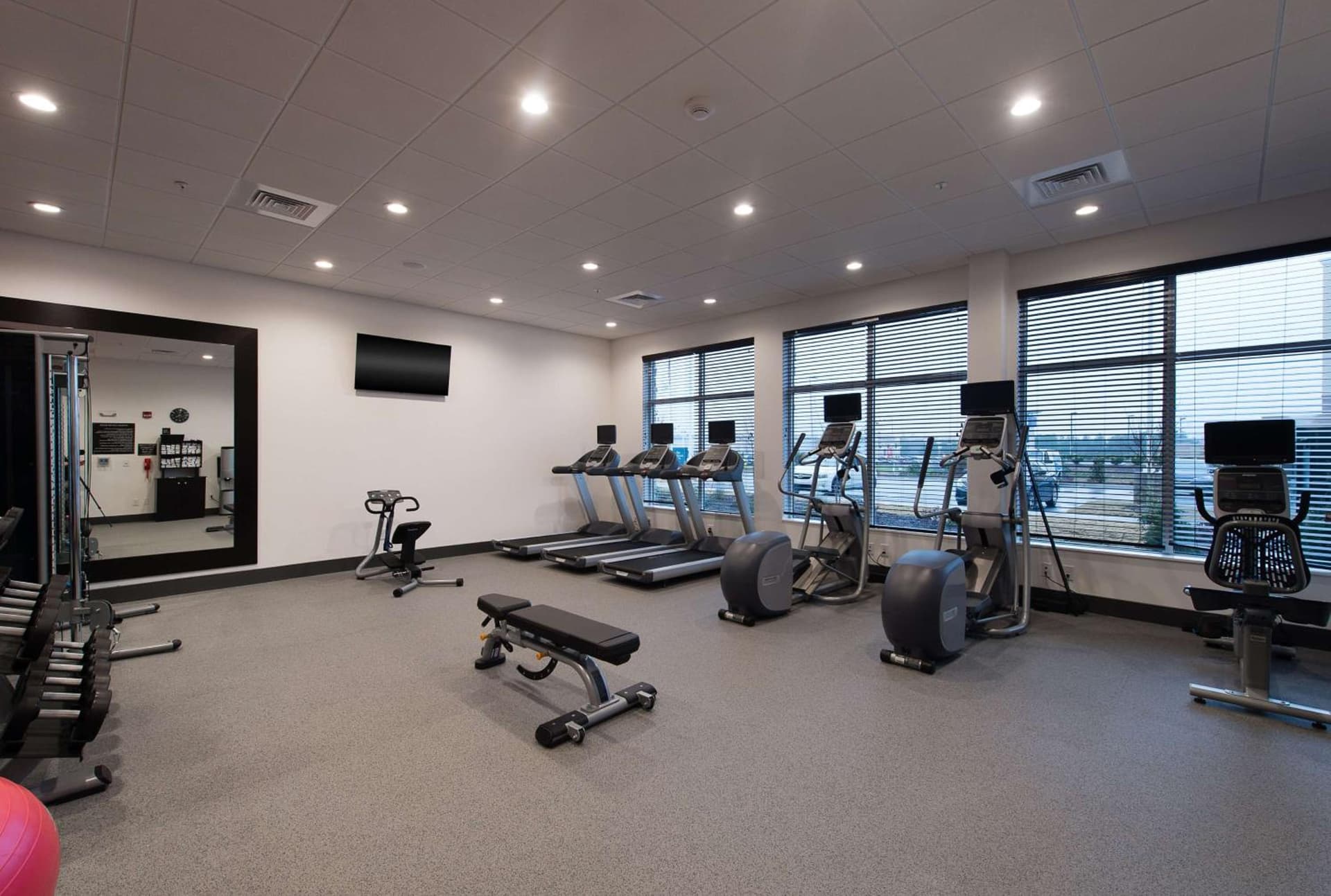 Homewood Suites by Hilton Concord gallery photo in Concord, NC — image 23