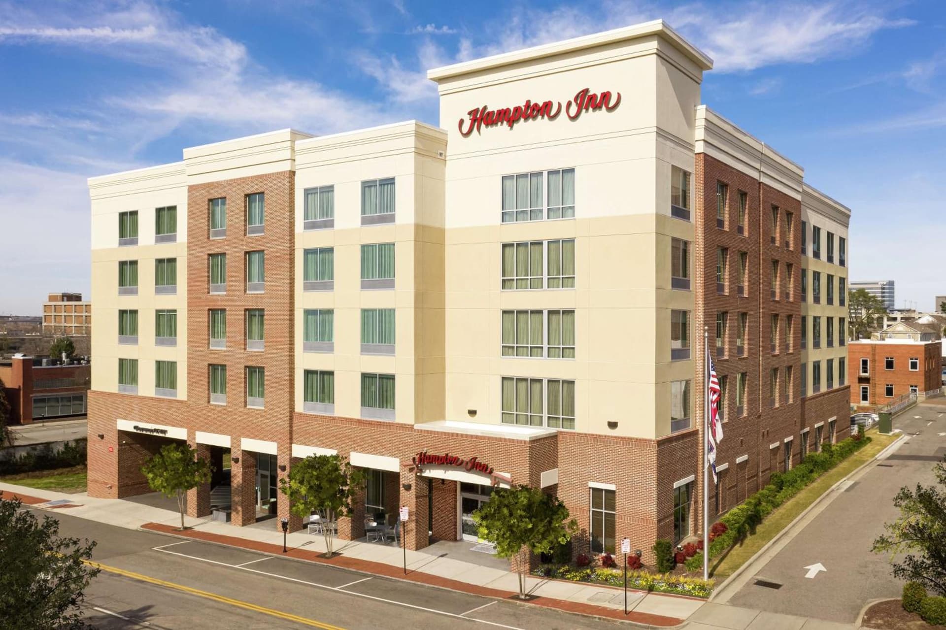 Hampton Inn Wilmington Downtown property views in Wilmington, NC — gallery photo 3