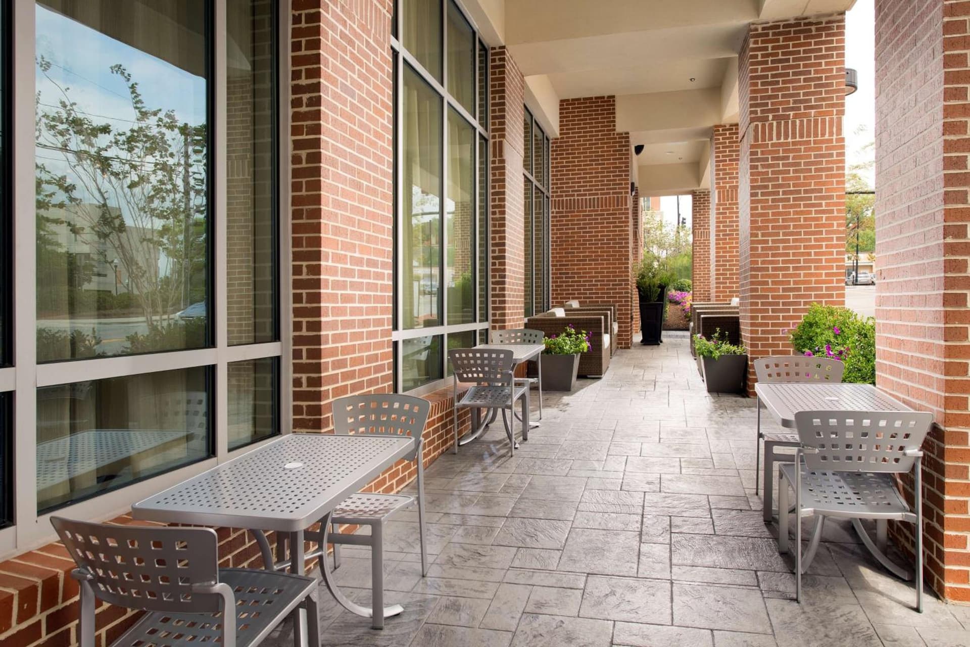 Hampton Inn Wilmington Downtown gallery photo in Wilmington, NC — image 5