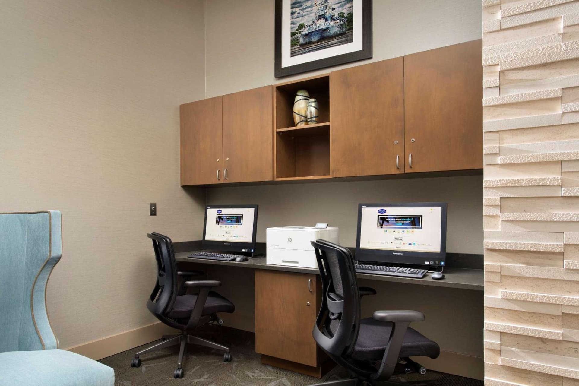 Hampton Inn Wilmington Downtown gallery photo in Wilmington, NC — image 9