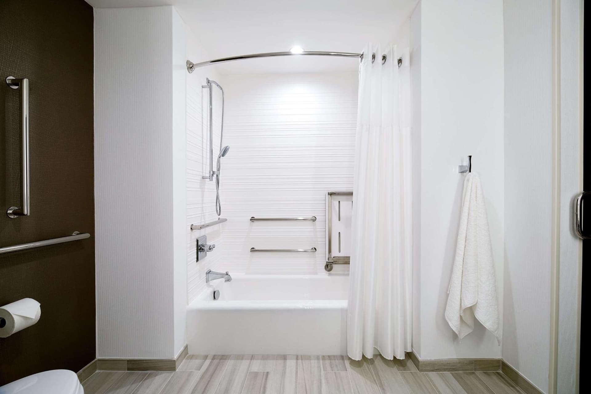 Hilton Garden Inn Roslyn gallery photo in Roslyn, NY — image 22