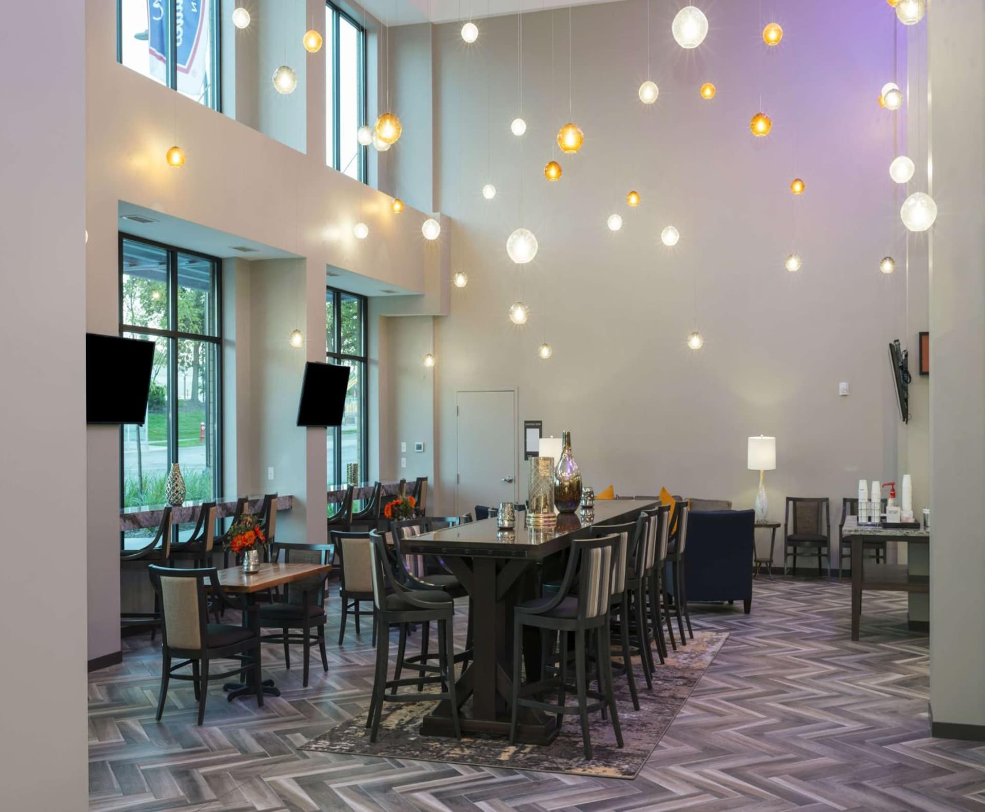 Hampton Inn and Suites Minneapolis University Area, MN gallery photo in Minneapolis, MN — image 11
