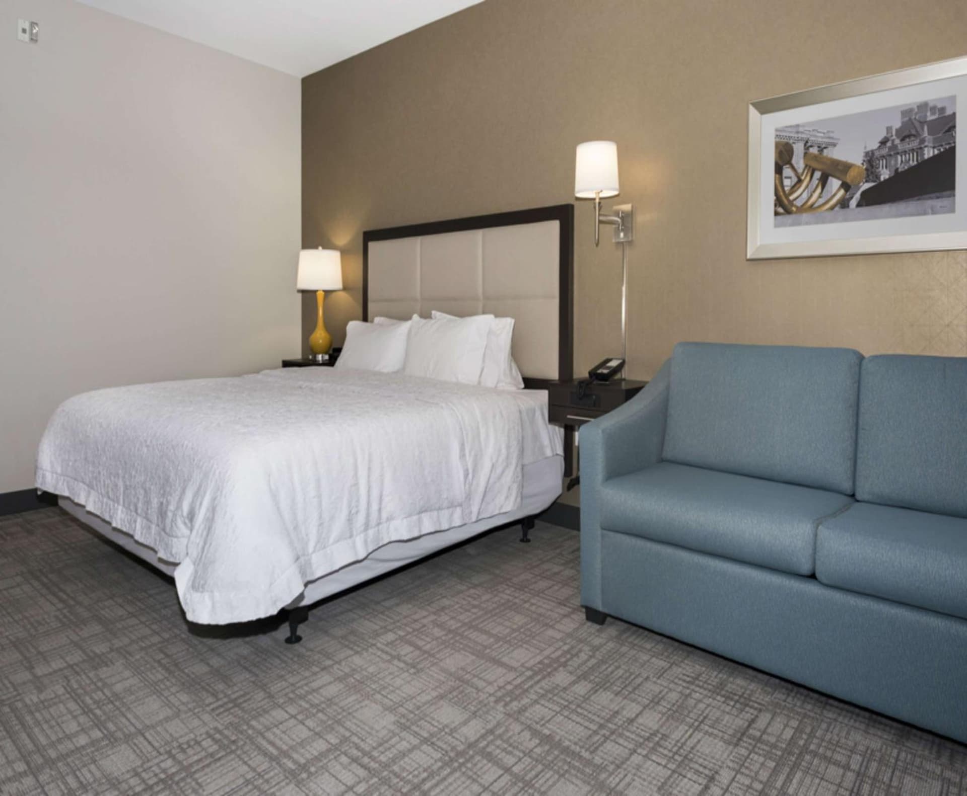 Hampton Inn and Suites Minneapolis University Area, MN gallery photo in Minneapolis, MN — image 10