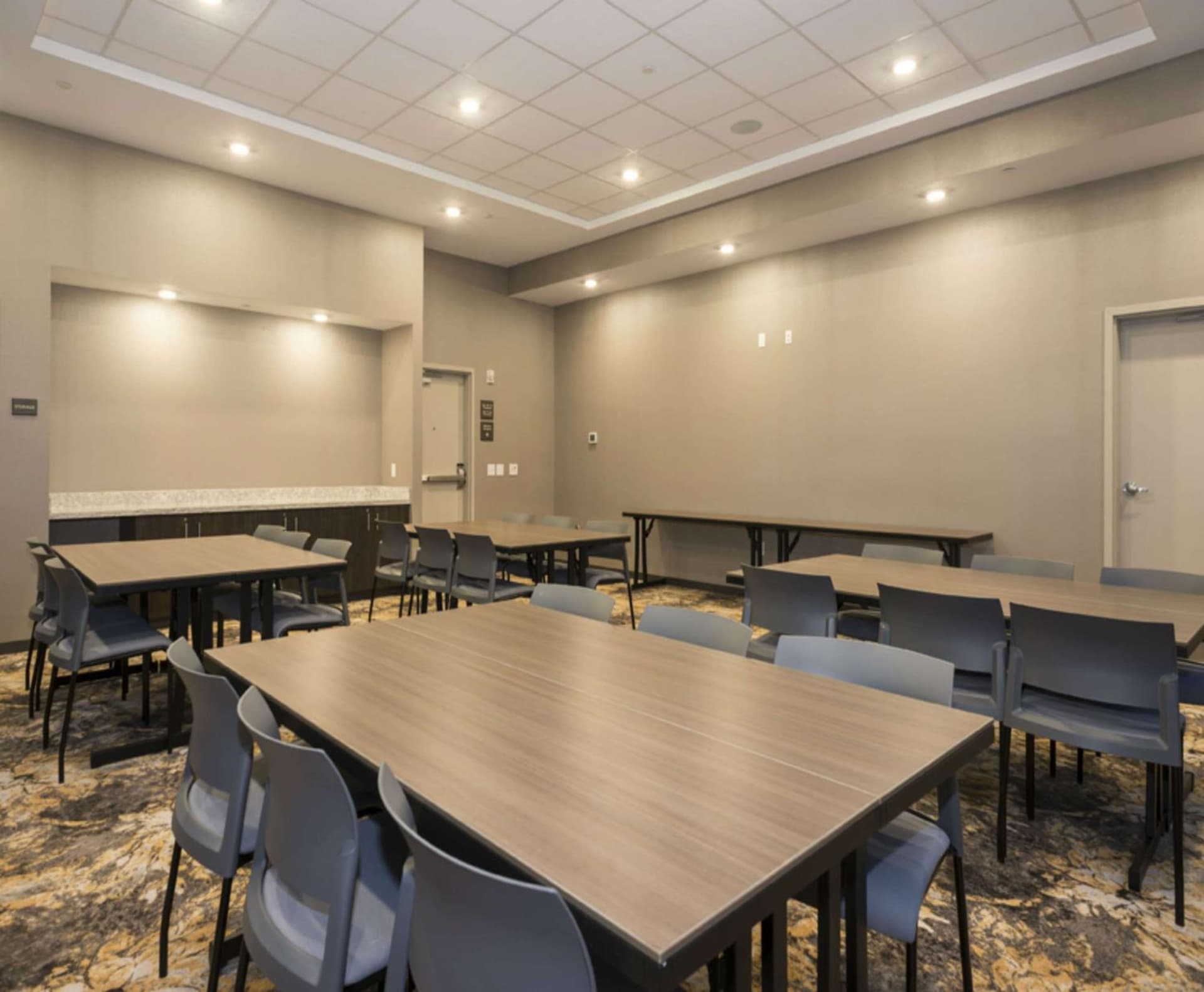 Hampton Inn and Suites Minneapolis University Area, MN gallery photo in Minneapolis, MN — image 15