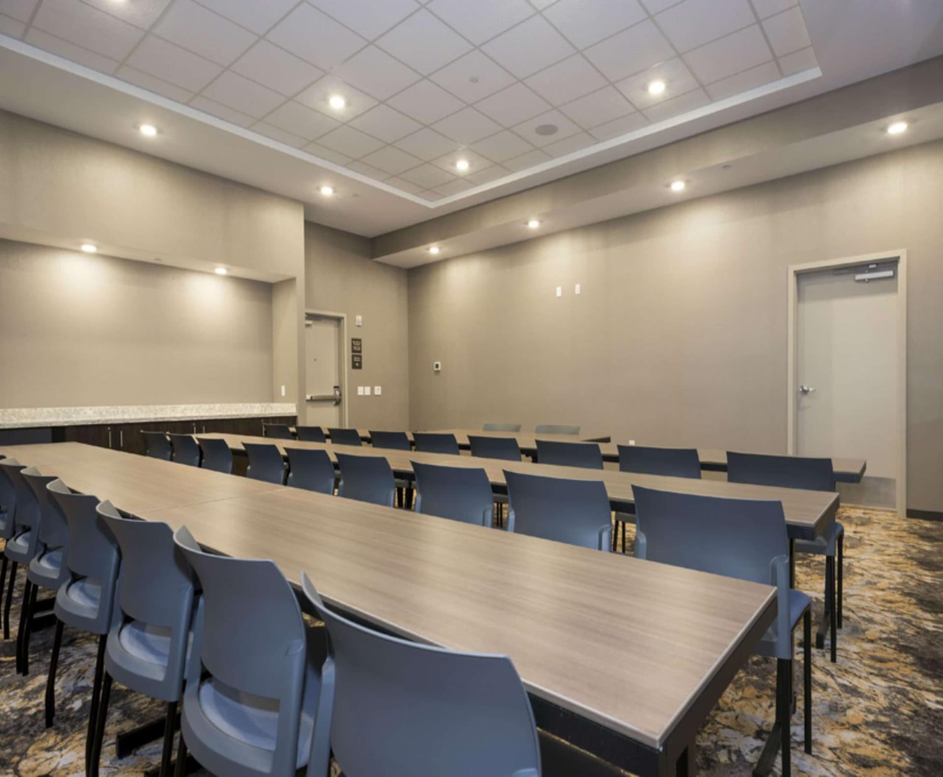 Hampton Inn and Suites Minneapolis University Area, MN gallery photo in Minneapolis, MN — image 24